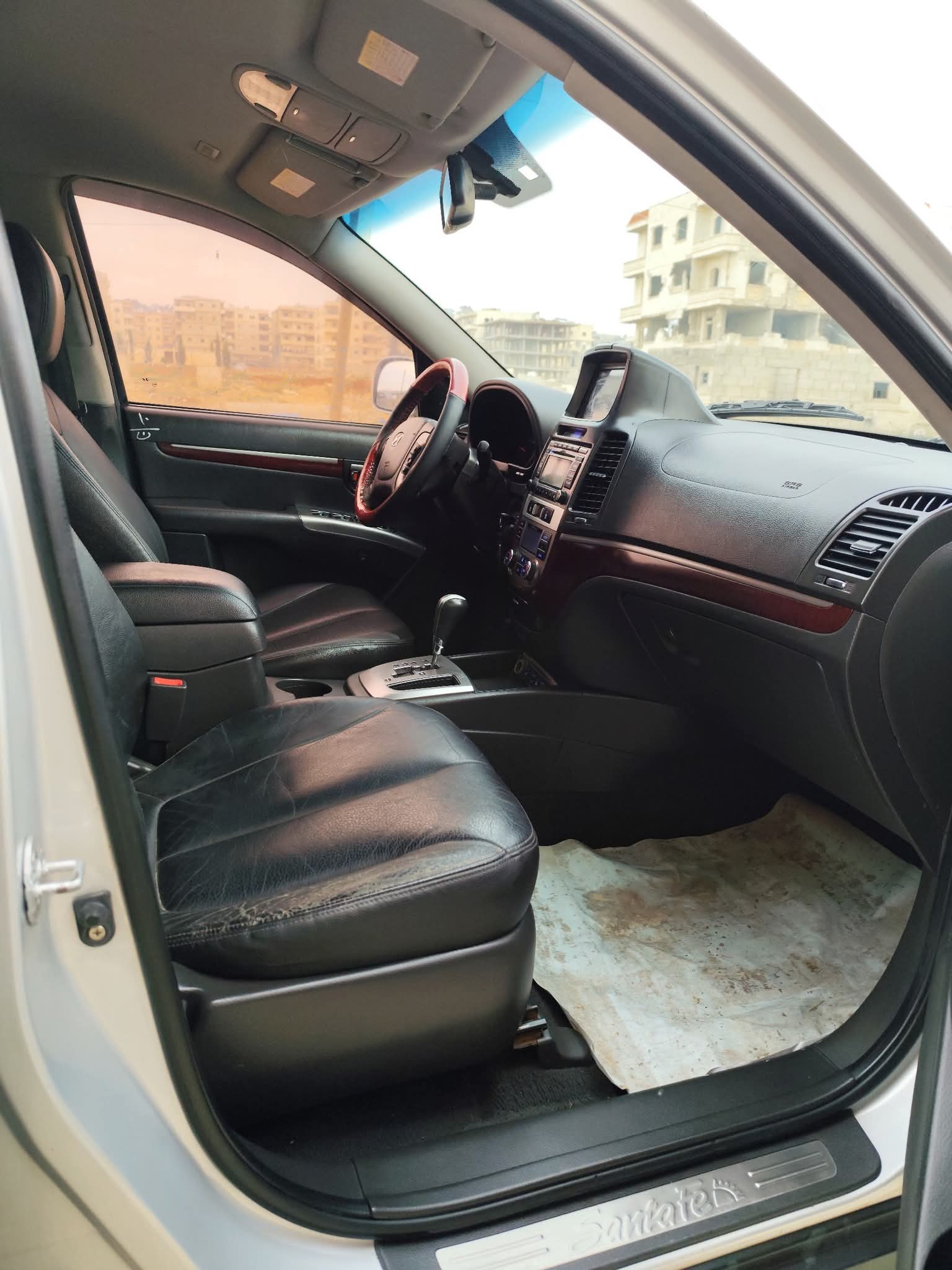 kilometrage car sale hyundai santa fe mlx suv used 2010 aleppo em image