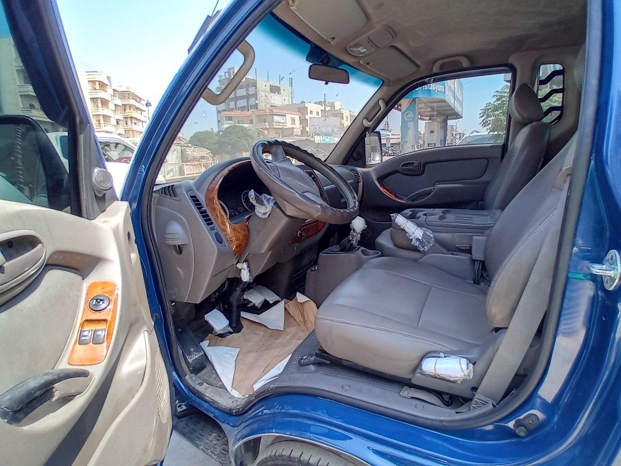 kilometrage car sale hyundai porter 2 crdi cargo truck used 2011 aleppo pt image