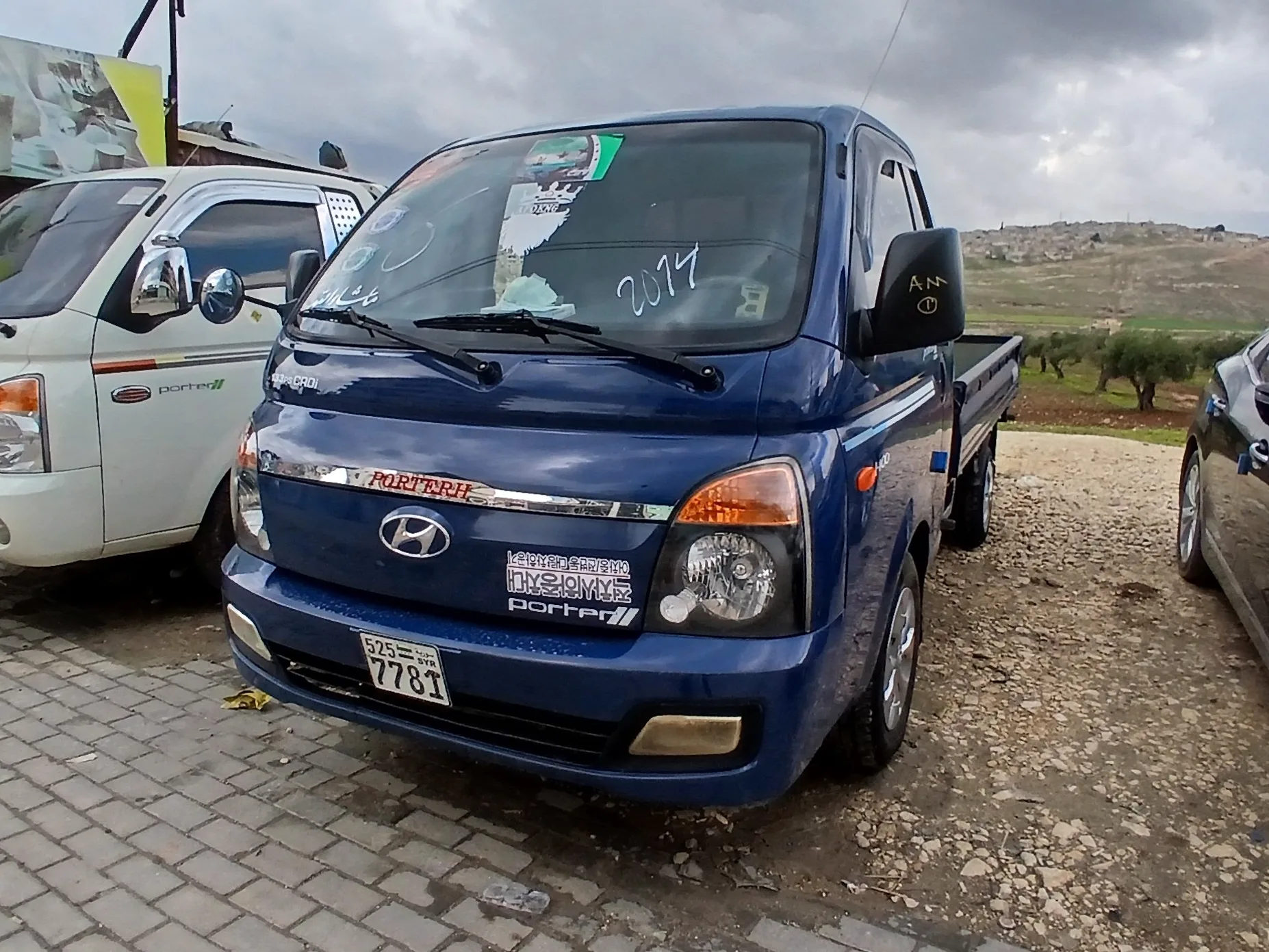 kilometrage car sale hyundai porter ii 2 crdi cargo truck used 2014 aleppo wl card image