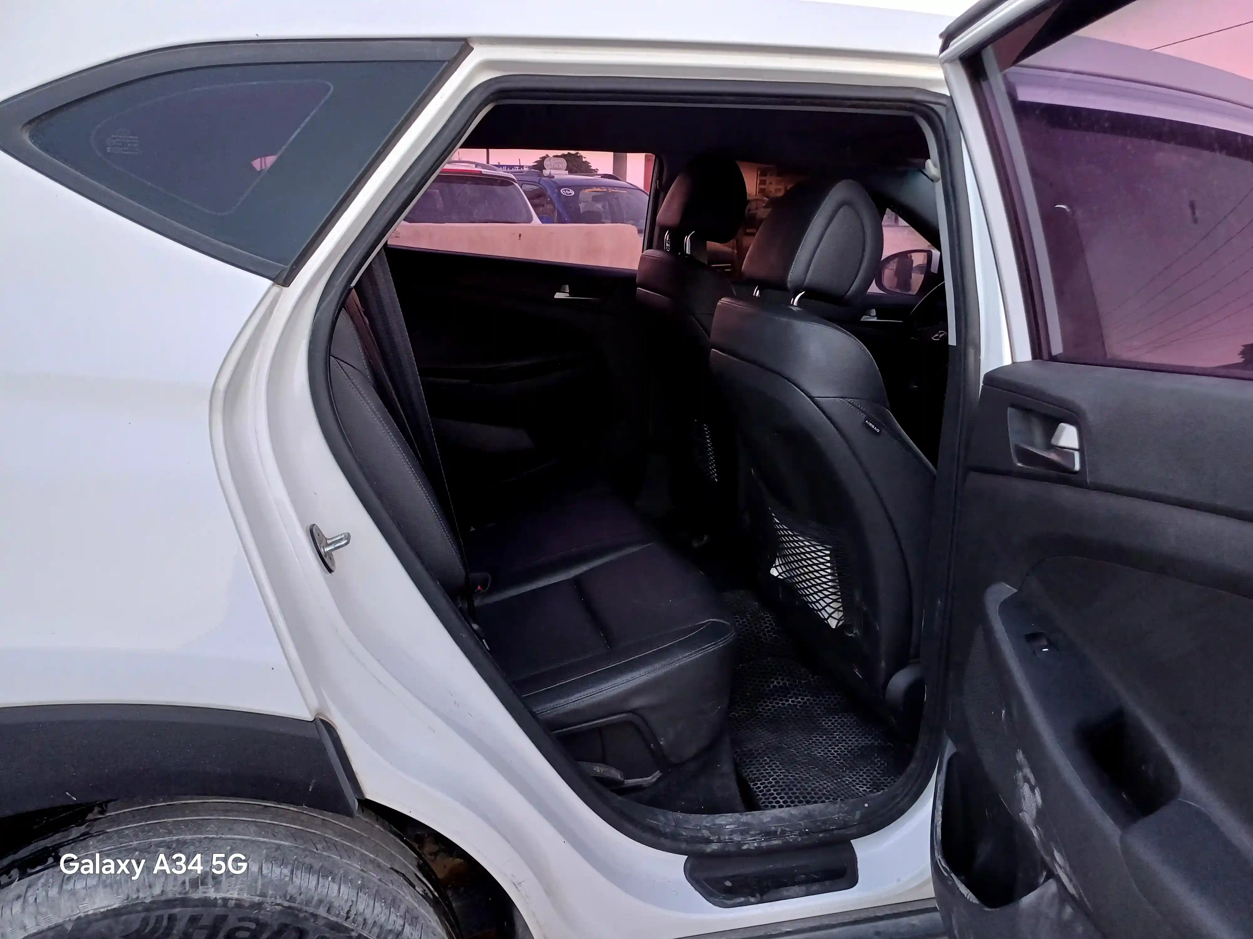 kilometrage car sale hyundai tucson 20 d suv used 2018 aleppo vi image