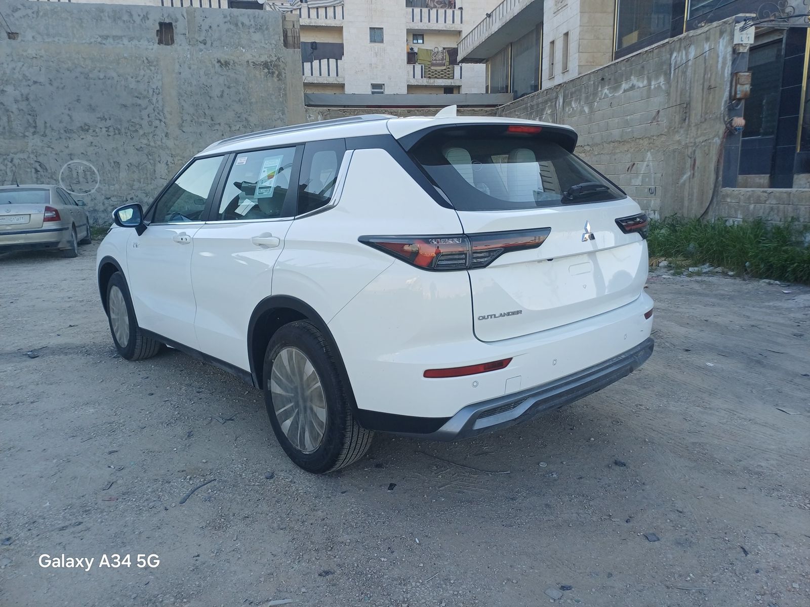 kilometrage car sale mitsubishi outlander es suv new 000007 aleppo rg image