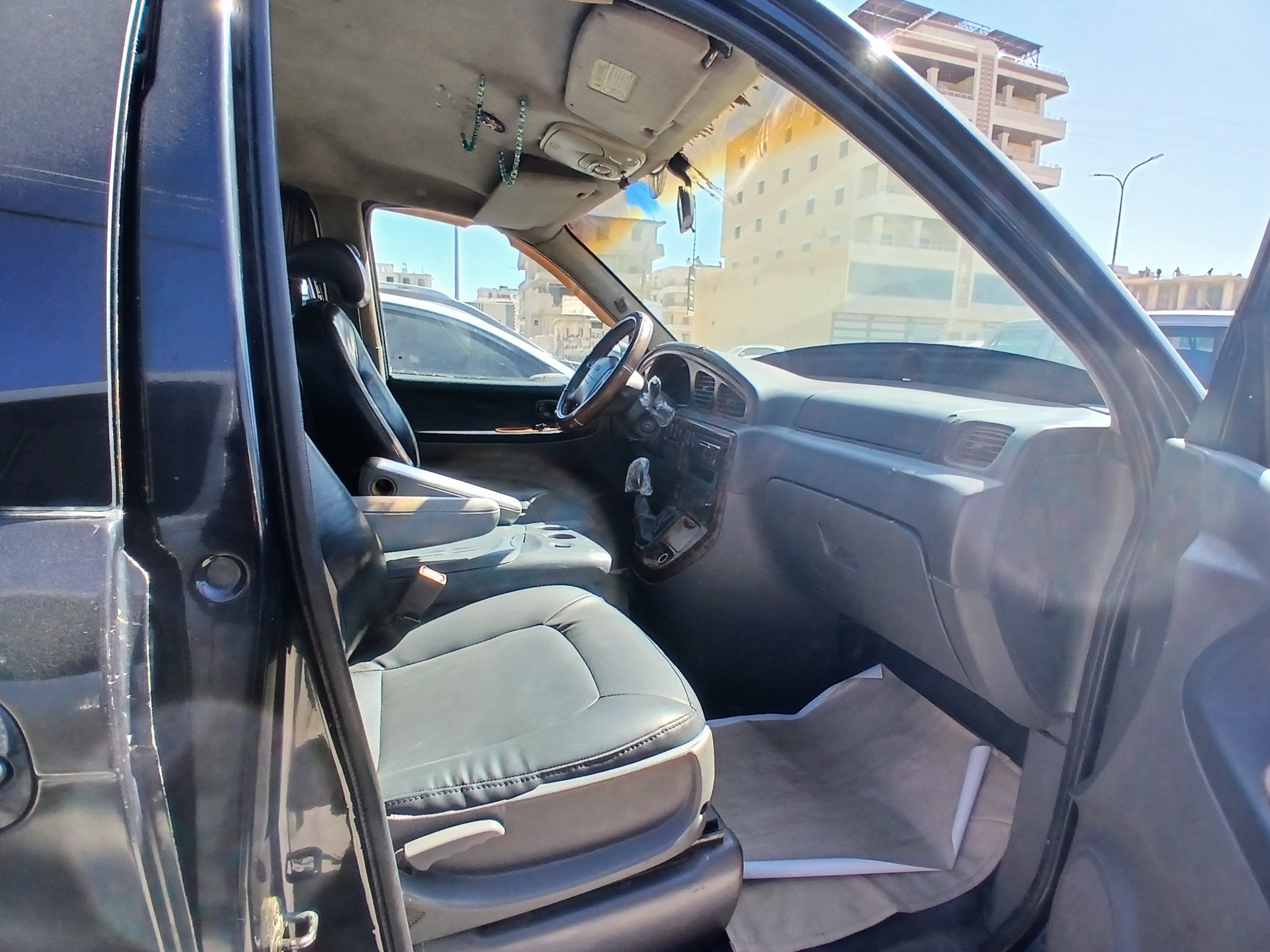 kilometrage car sale kia carnival standard suv used 2002 aleppo ss image