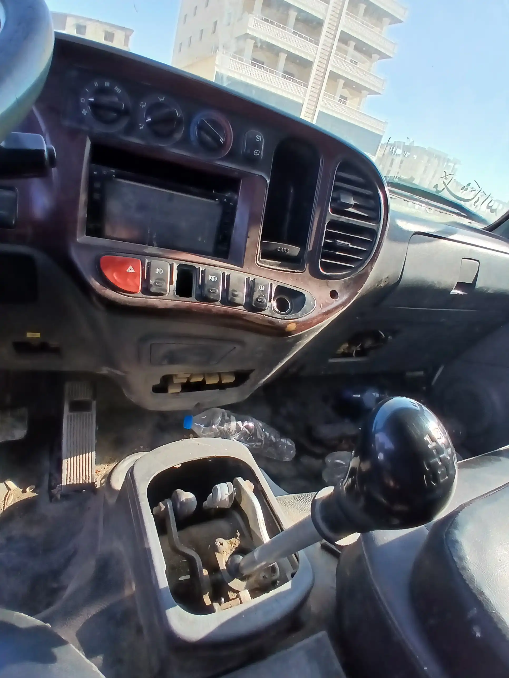 kilometrage car sale hyundai mighty inter cooler standard cargo truck used 2012 aleppo rl image