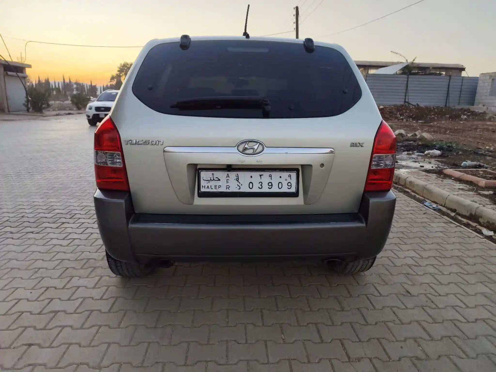 kilometrage car sale hyundai tucson mx suv used 2004 aleppo ap image