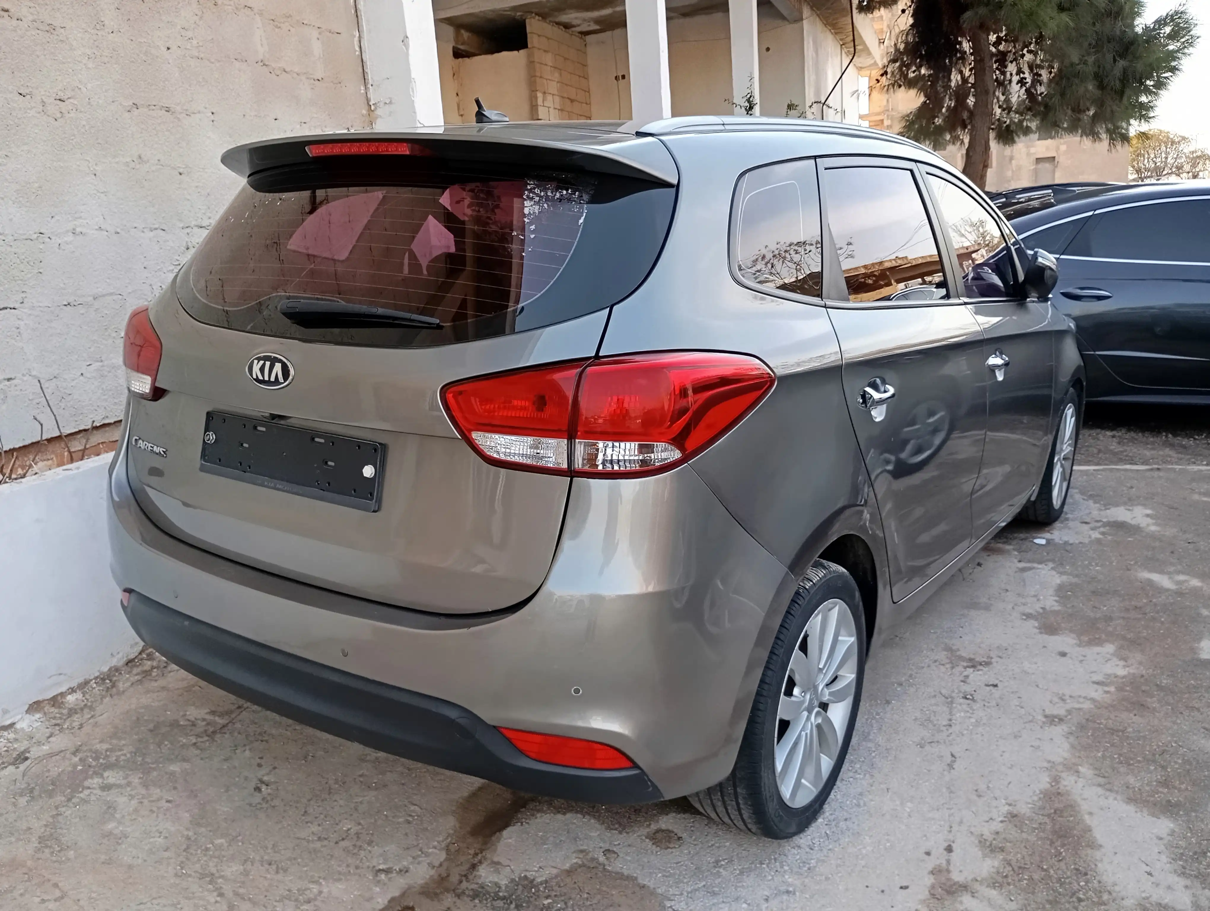 kilometrage car sale kia carens standard hatchback used 2014 aleppo kk image