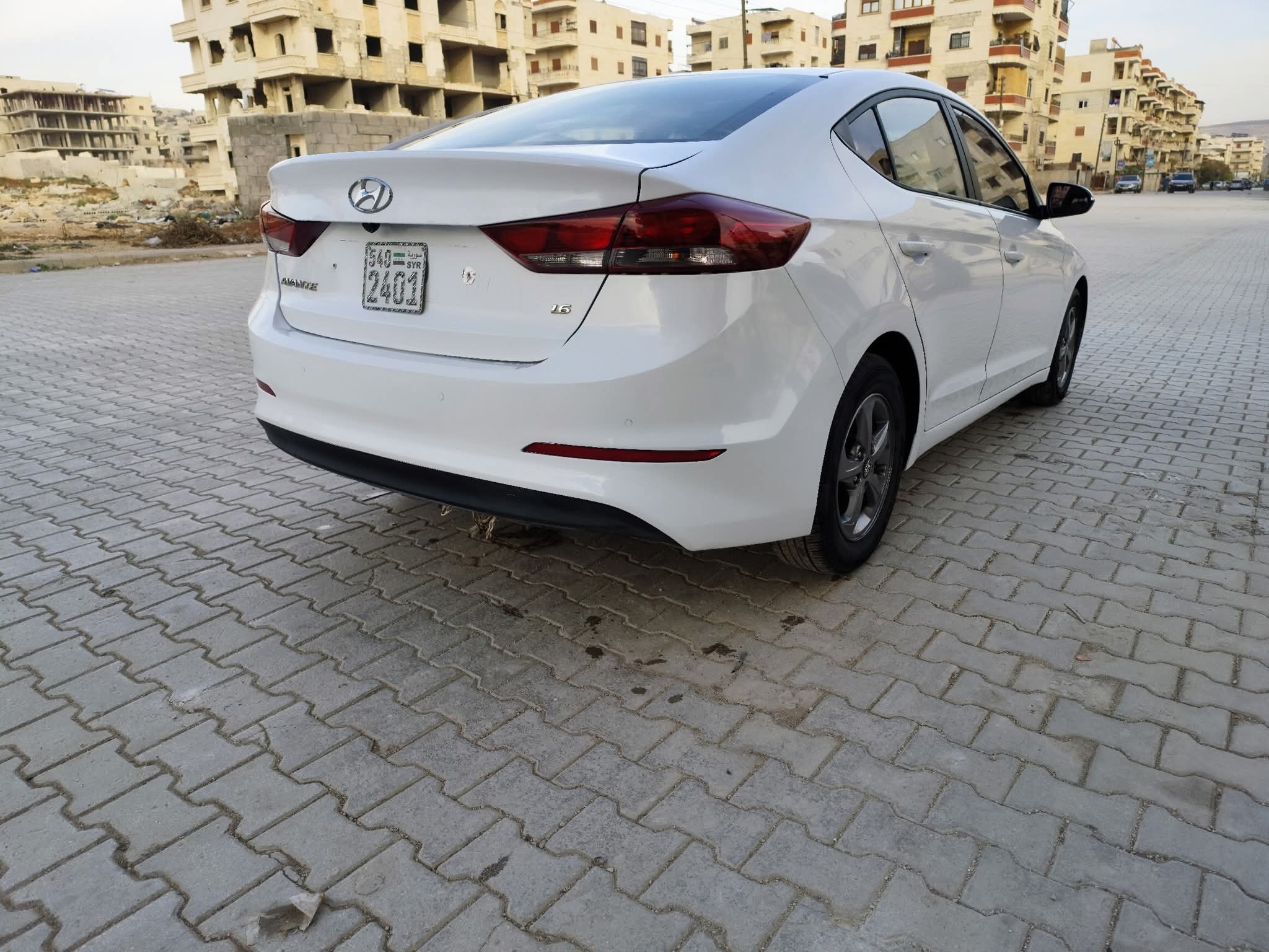 kilometrage car sale hyundai avante e16 sedan used 2018 aleppo sg image