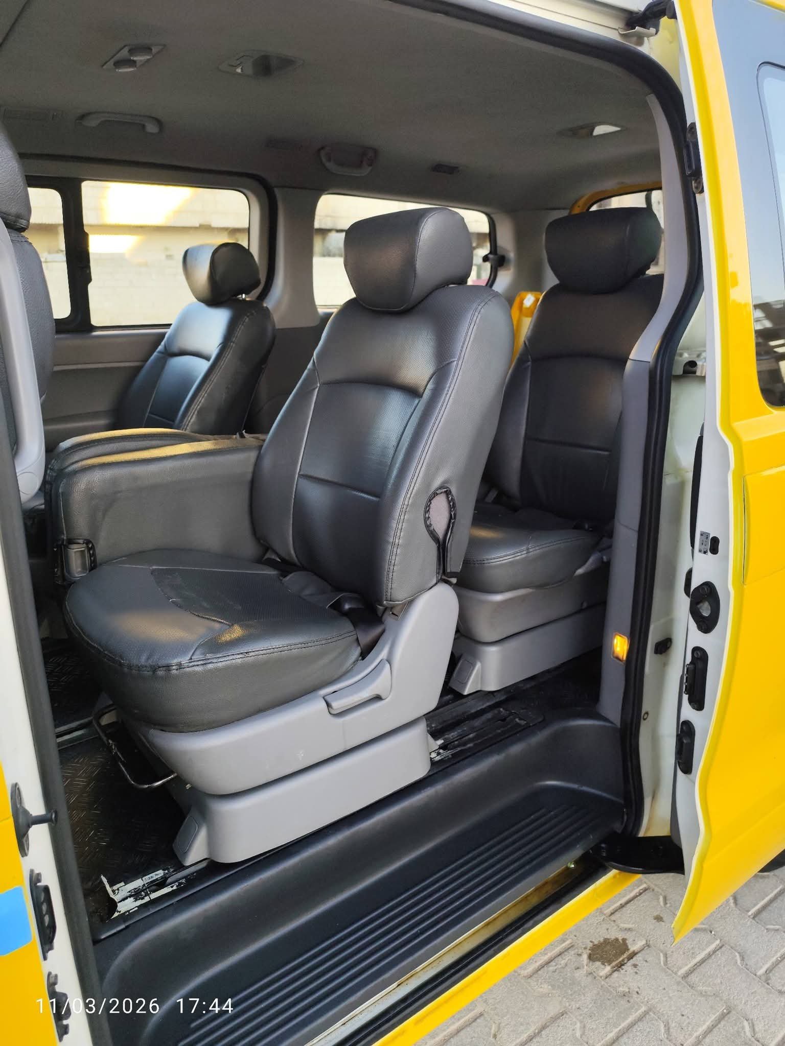 kilometrage car sale hyundai grand starex cvx van used 2009 aleppo oq image