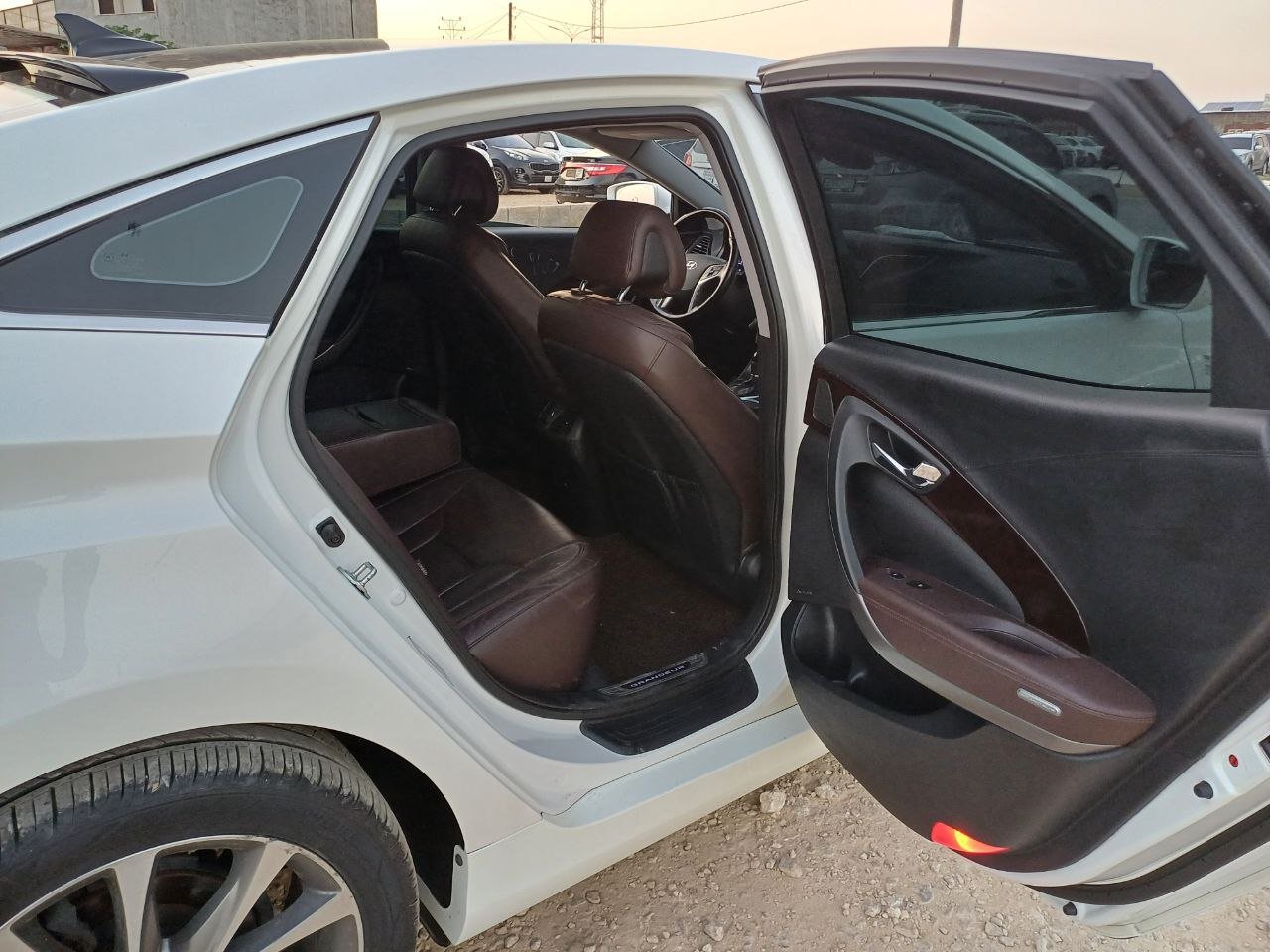 kilometrage car sale hyundai grandeur hg 220 sedan used 2015 aleppo pj image