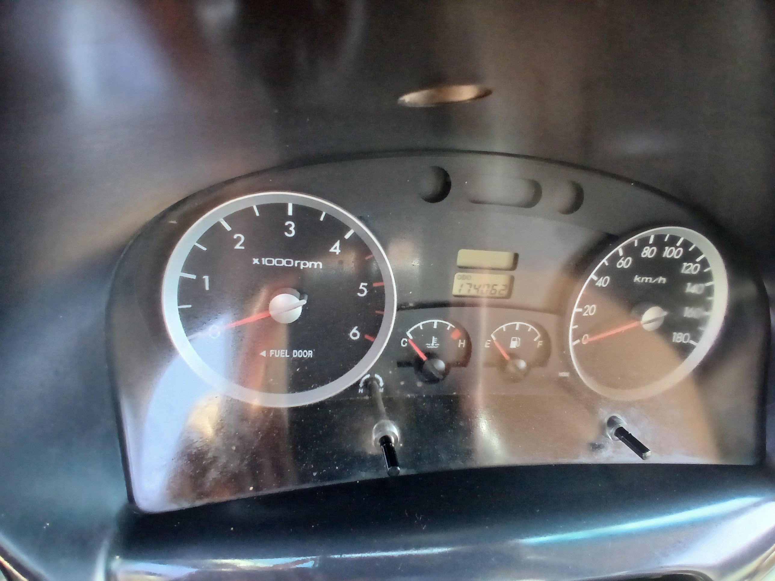 kilometrage car sale hyundai porter ii 2 crdi cargo truck used 2006 aleppo tq image