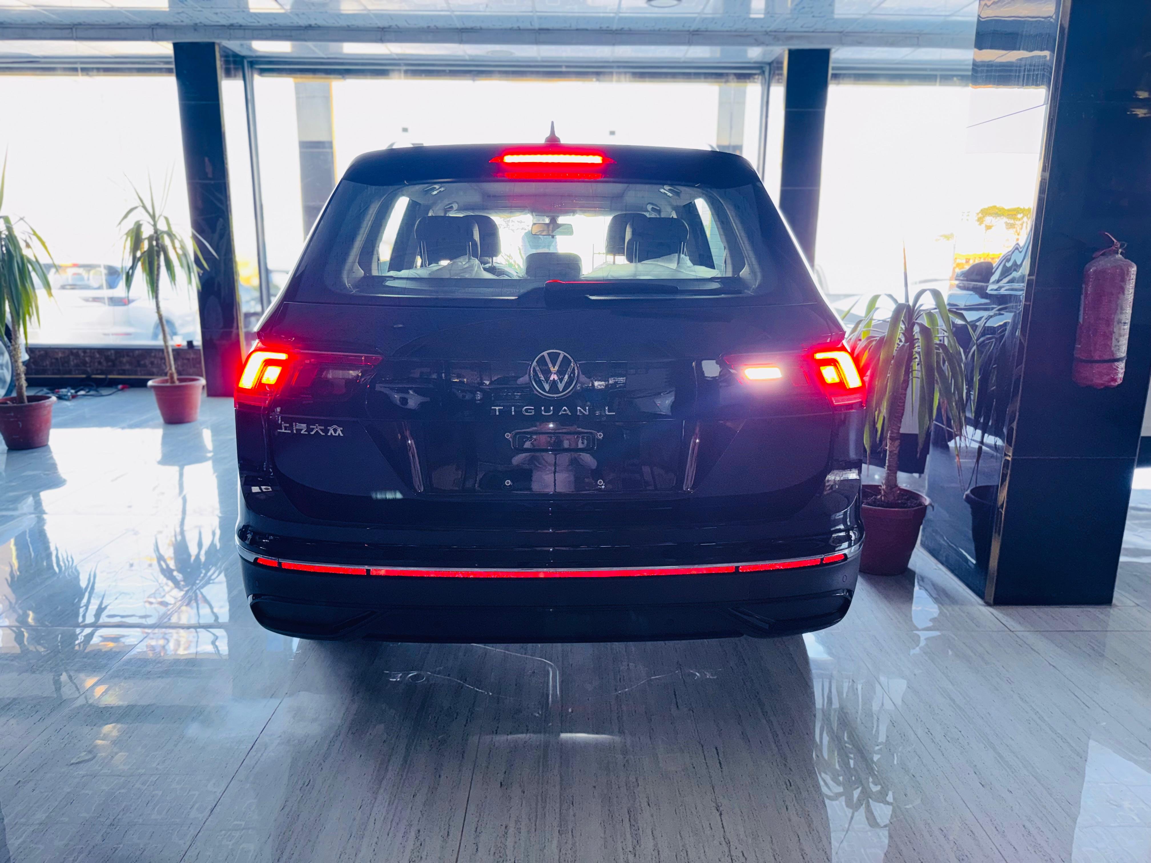 kilometrage car sale volkswagen id 4 pure suv new 2026 aleppo hk image