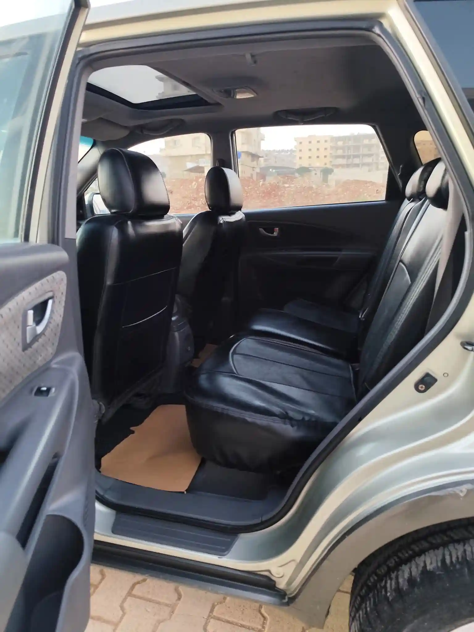 kilometrage car sale hyundai tucson mx suv used 2004 aleppo ap image