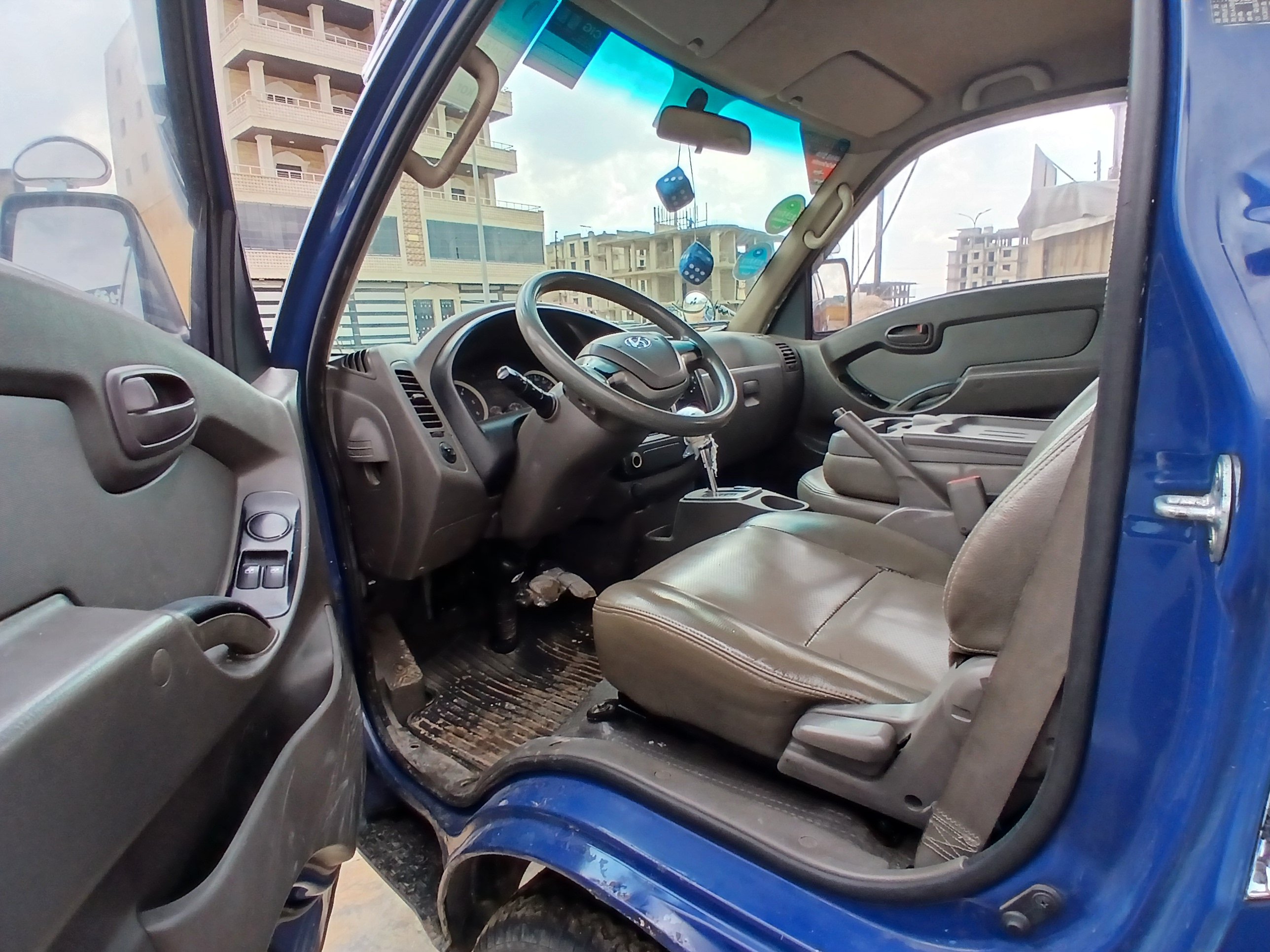 kilometrage car sale hyundai porter ii 2 crdi cargo truck used 2014 aleppo yh image