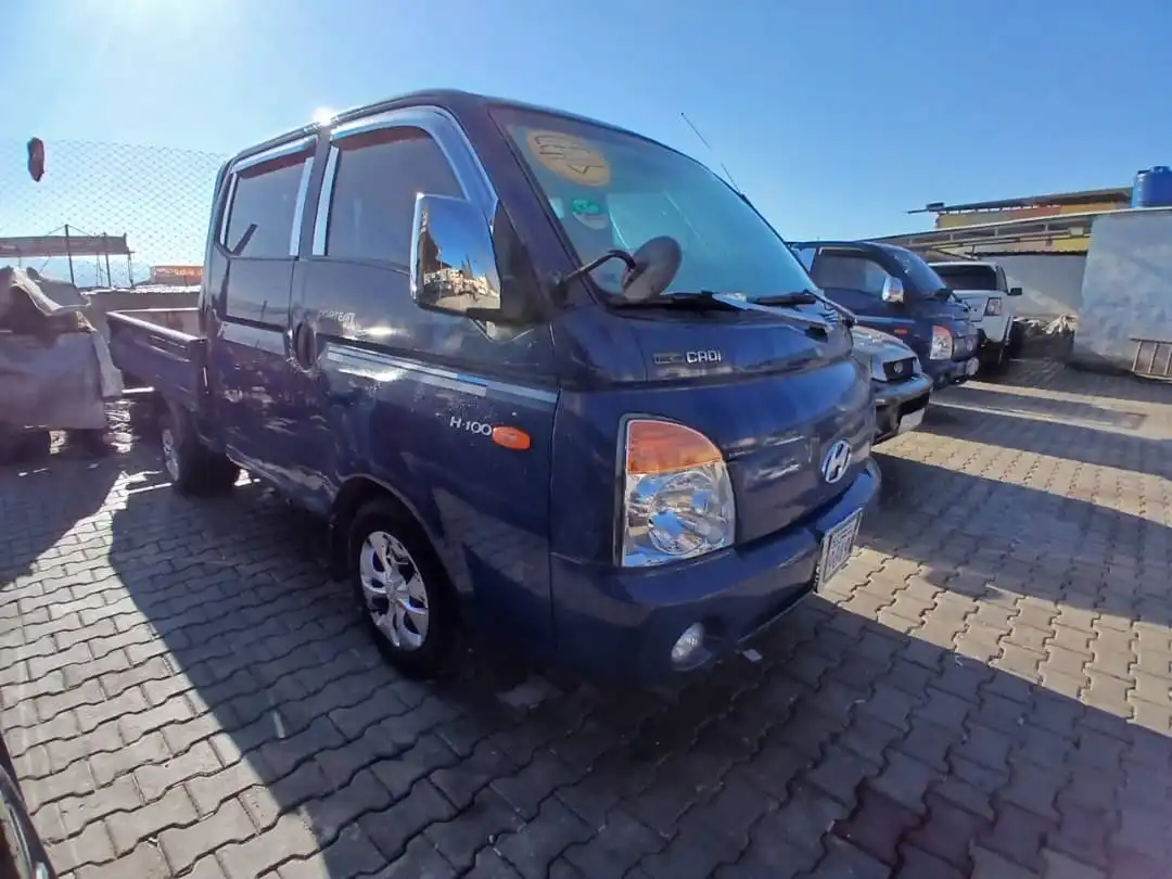 kilometrage car sale hyundai porter ii 2 crdi cargo truck used 2011 aleppo mz image