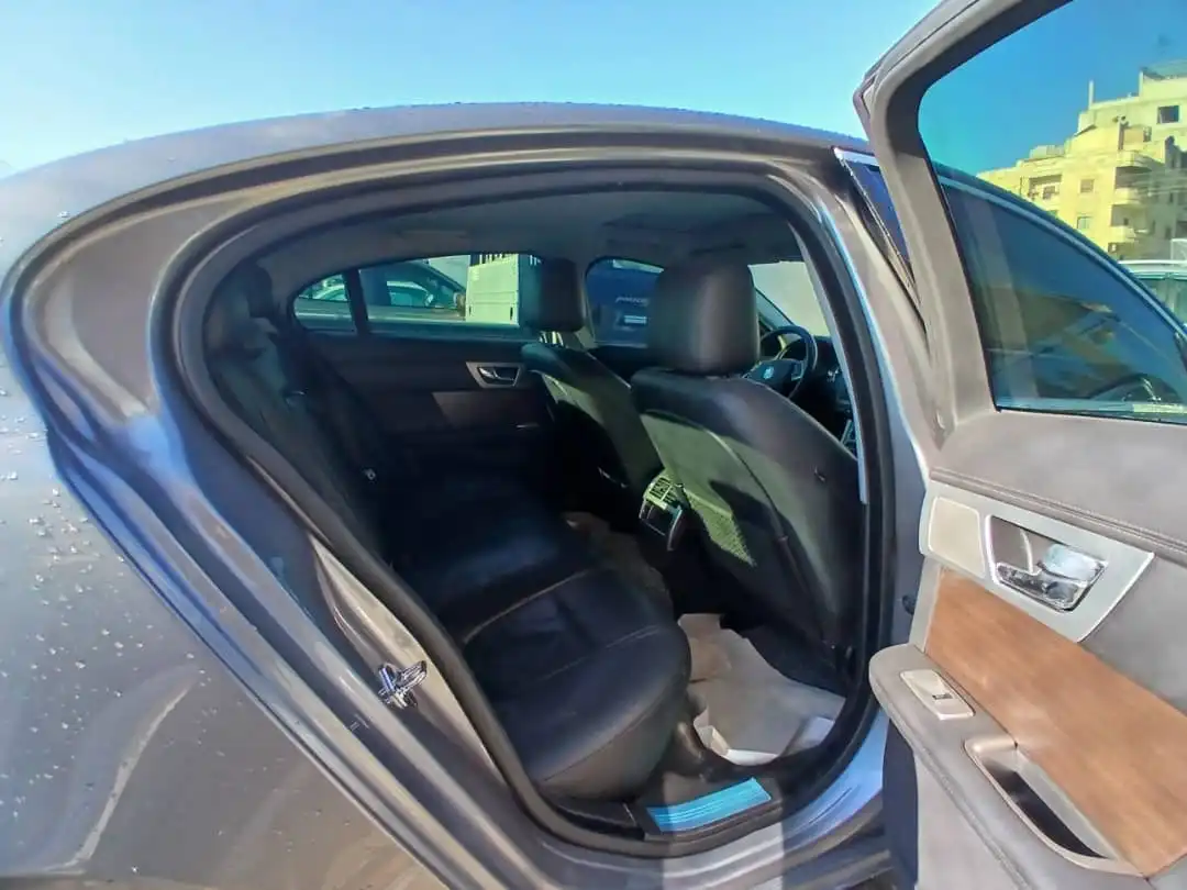 kilometrage car sale jaguar xf r dynamic sedan used 2013 aleppo yz image