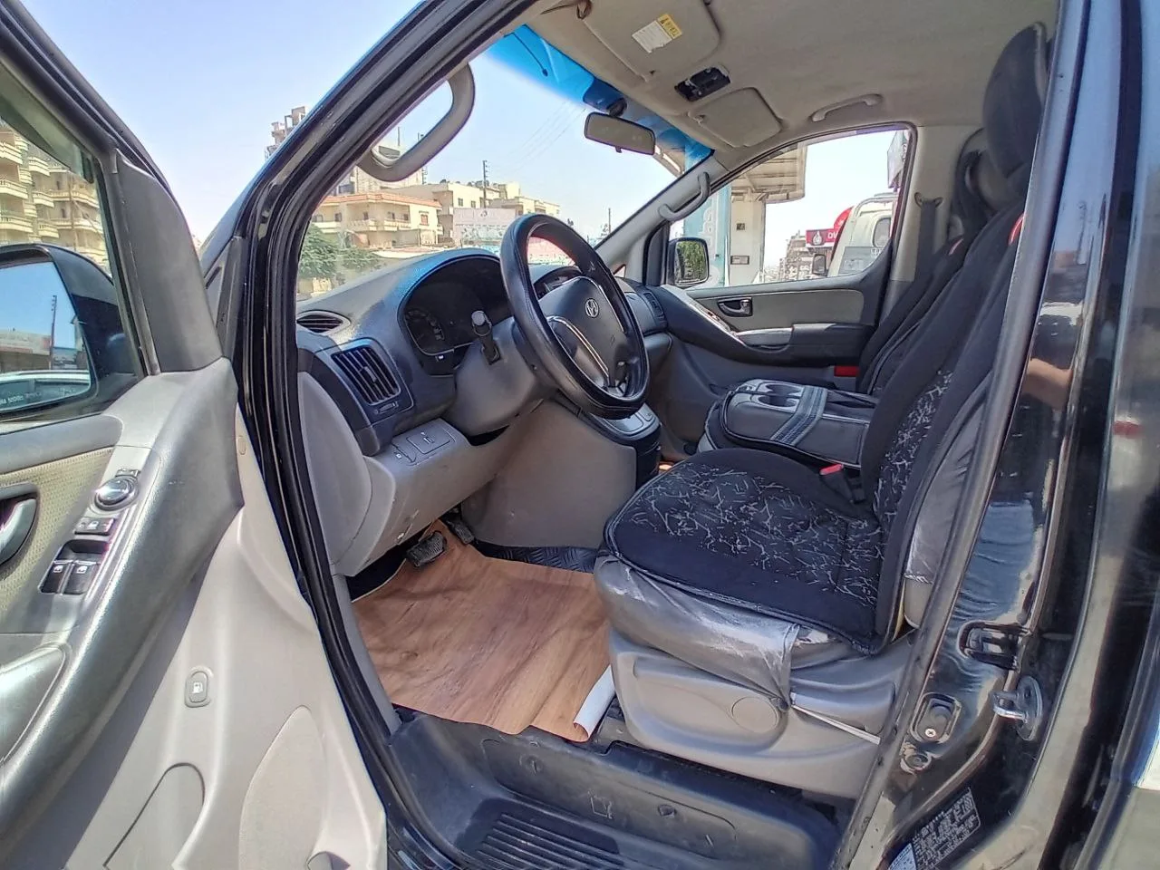 kilometrage car sale hyundai grand starex cvx van used 2008 aleppo uc image