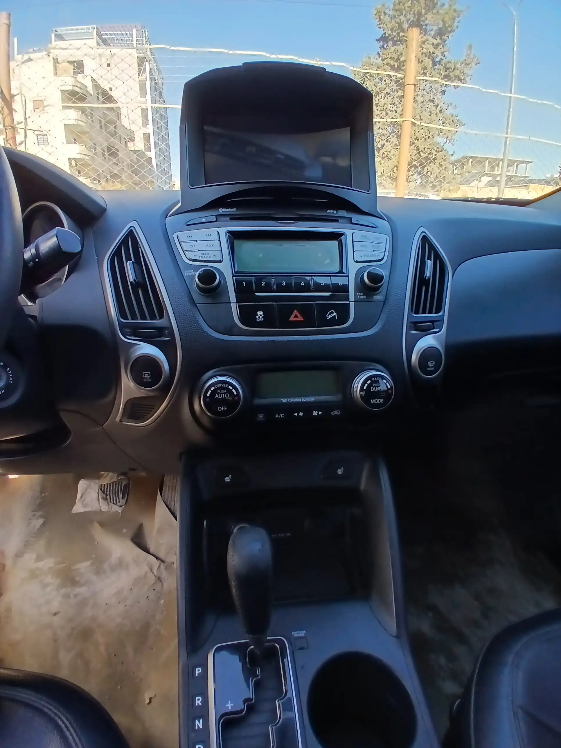 kilometrage car sale hyundai tucson standard 2011 vn image