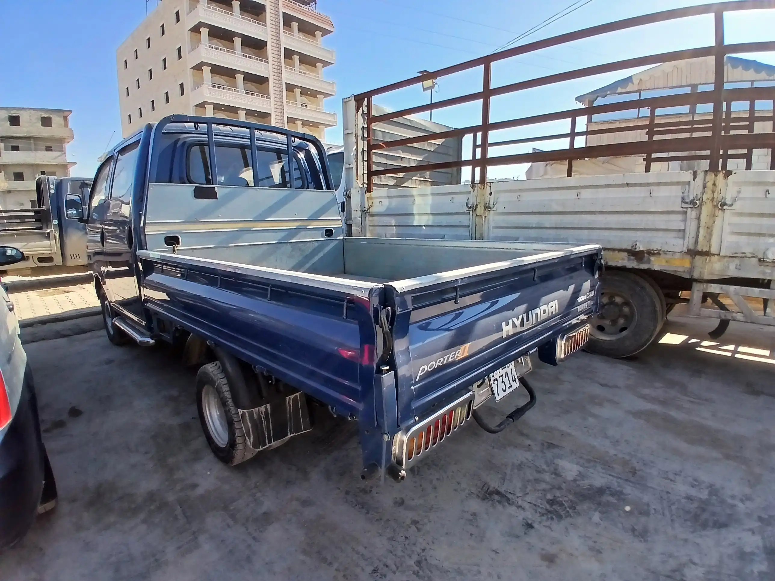 kilometrage car sale hyundai porter ii 2 crdi cargo truck used 2010 aleppo ih image