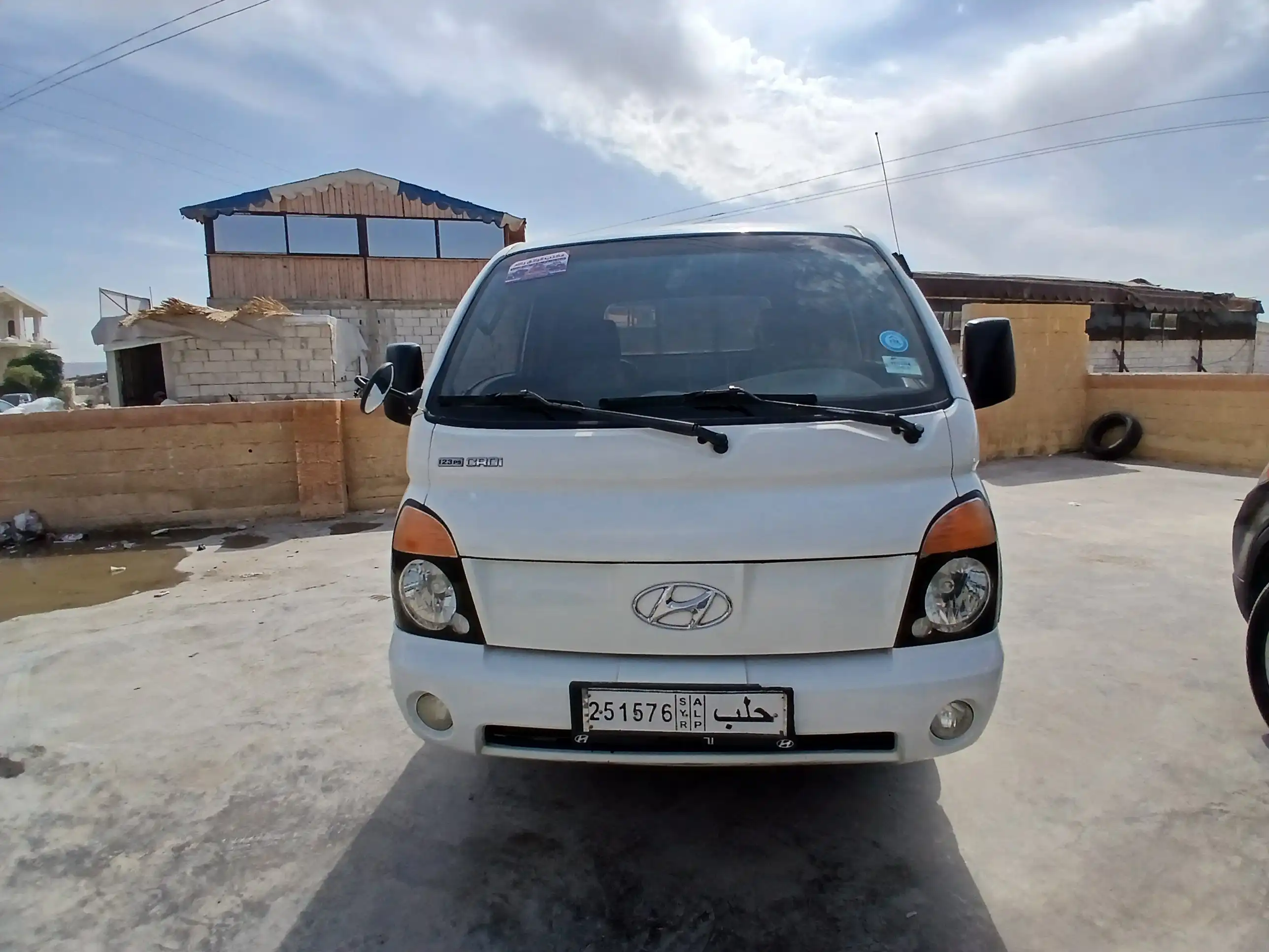 kilometrage car sale hyundai porter 2 crdi cargo truck used 2007 aleppo xn image