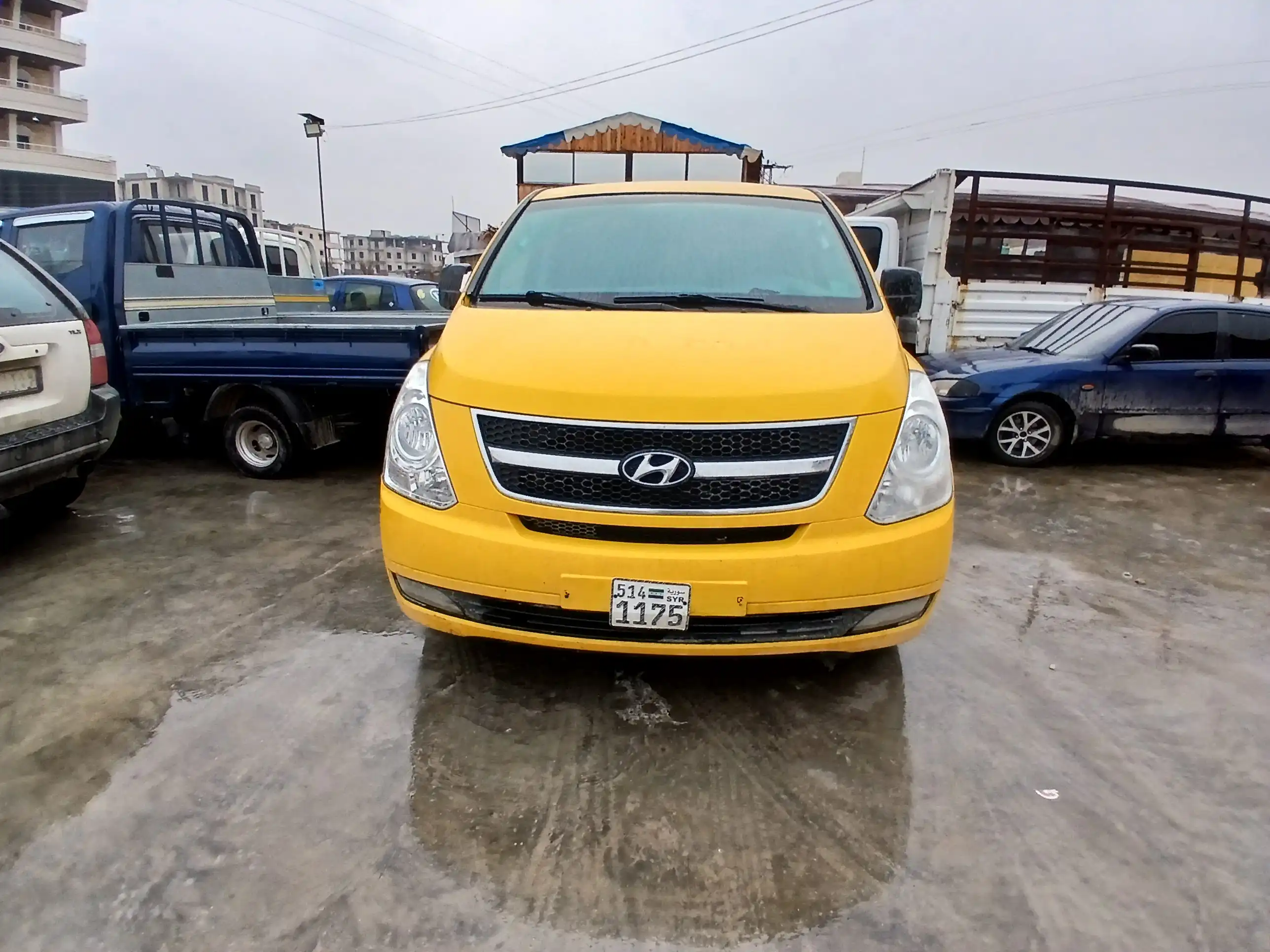 kilometrage car sale hyundai grand starex cvx van used 2011 aleppo ly image