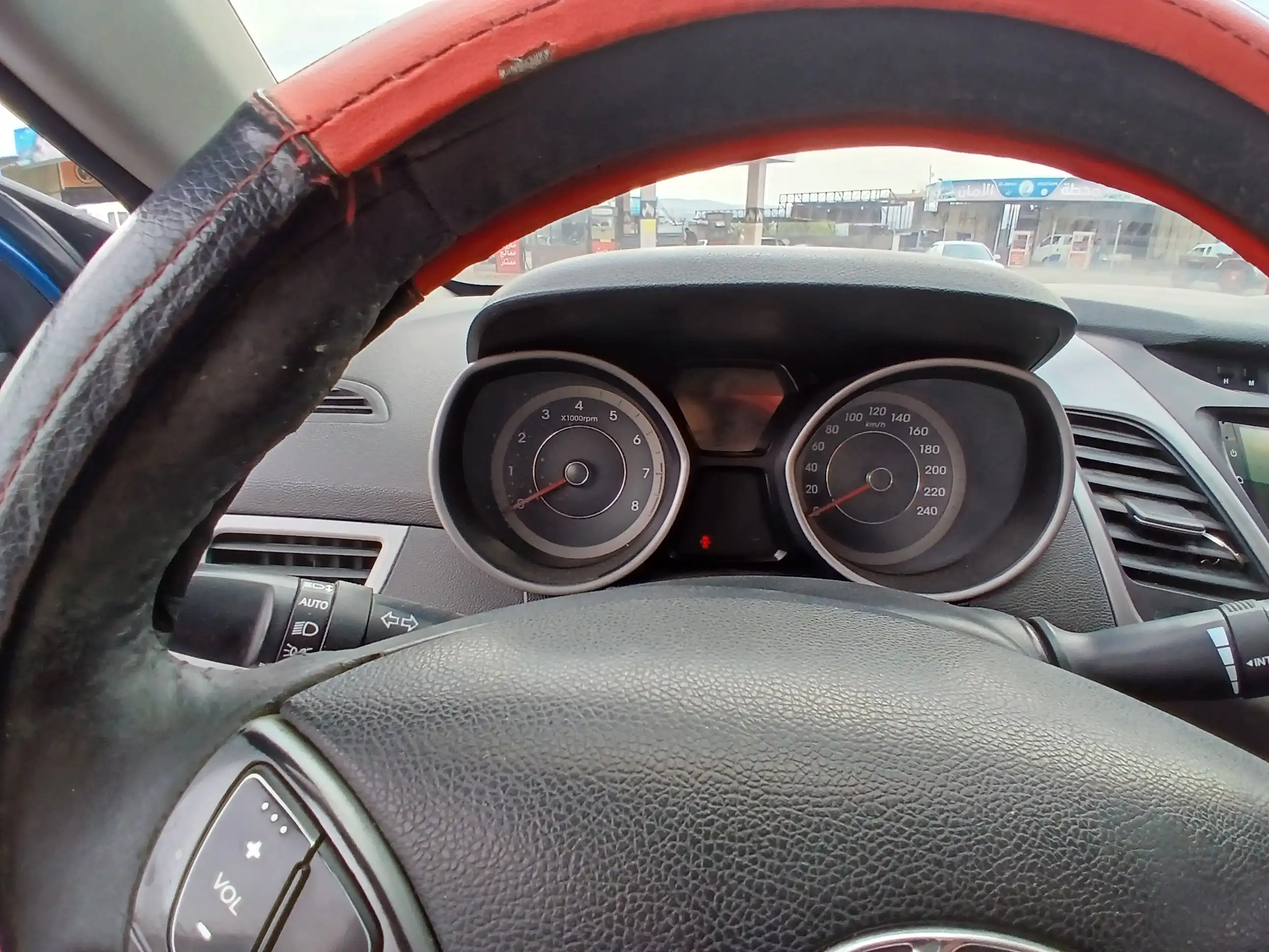 kilometrage car sale hyundai avante standard 2015 gk image