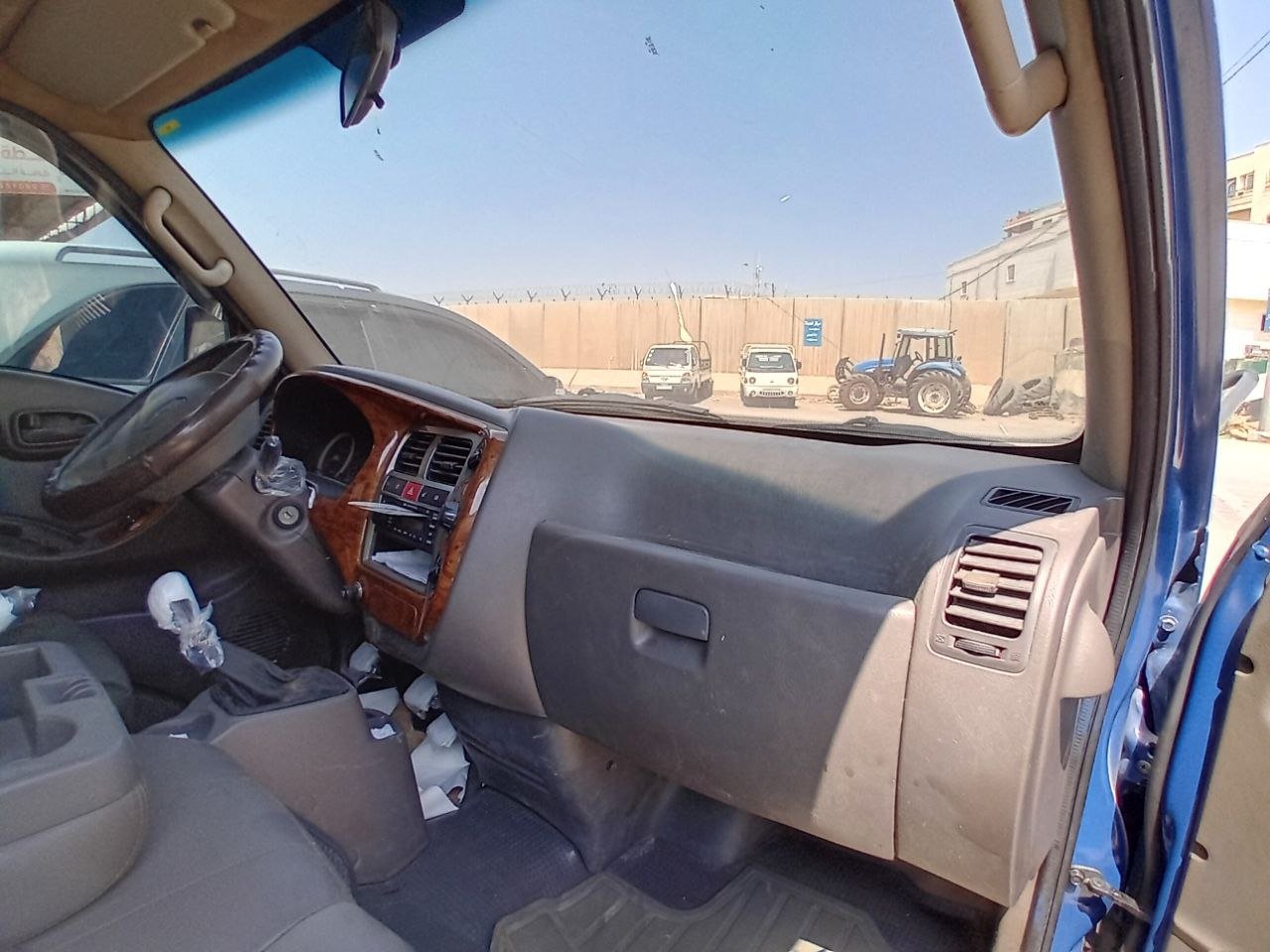 kilometrage car sale hyundai porter 2 crdi cargo truck used 2011 aleppo pt image