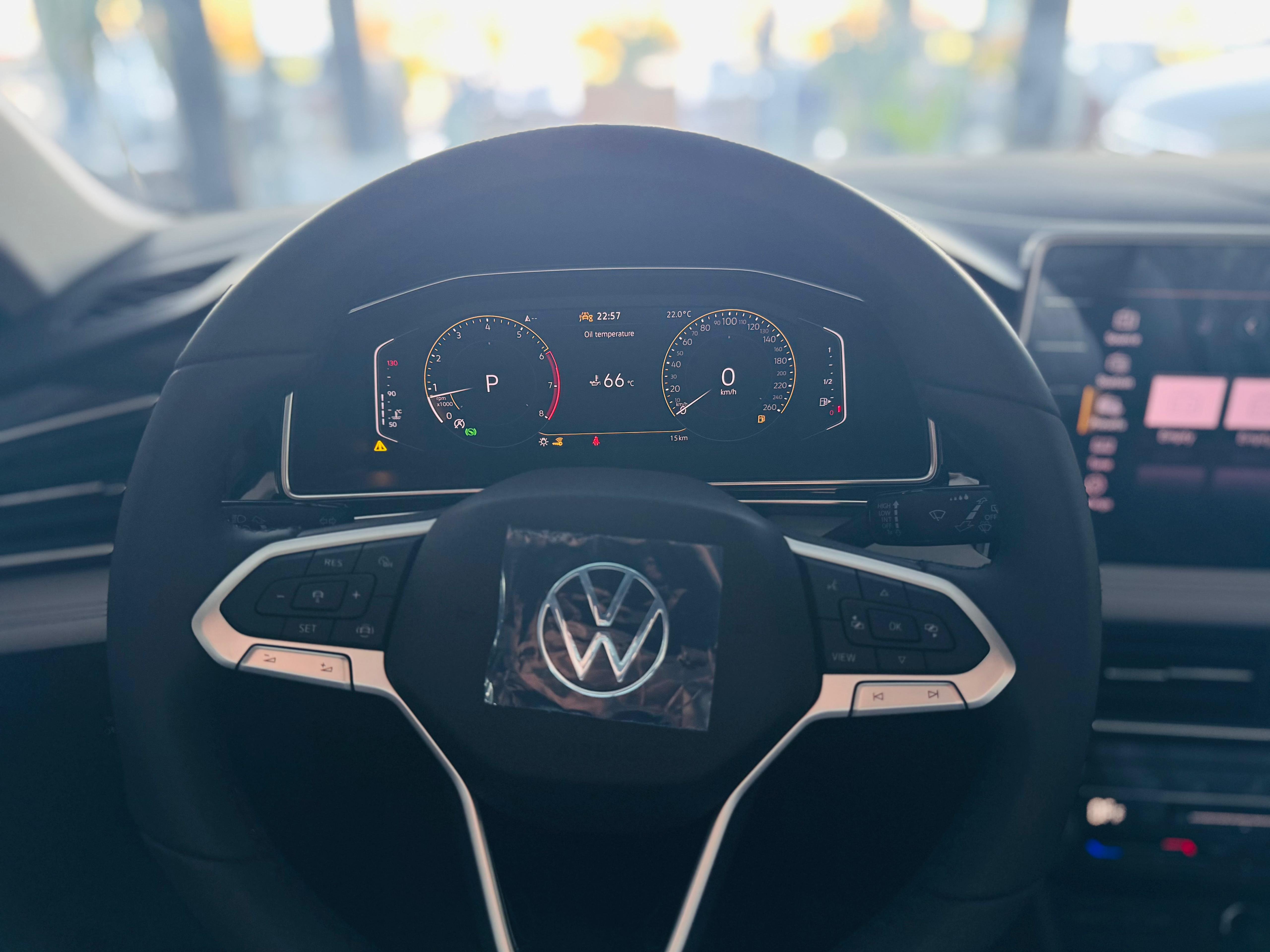 kilometrage car sale volkswagen id 4 pure suv new 2026 aleppo hk image