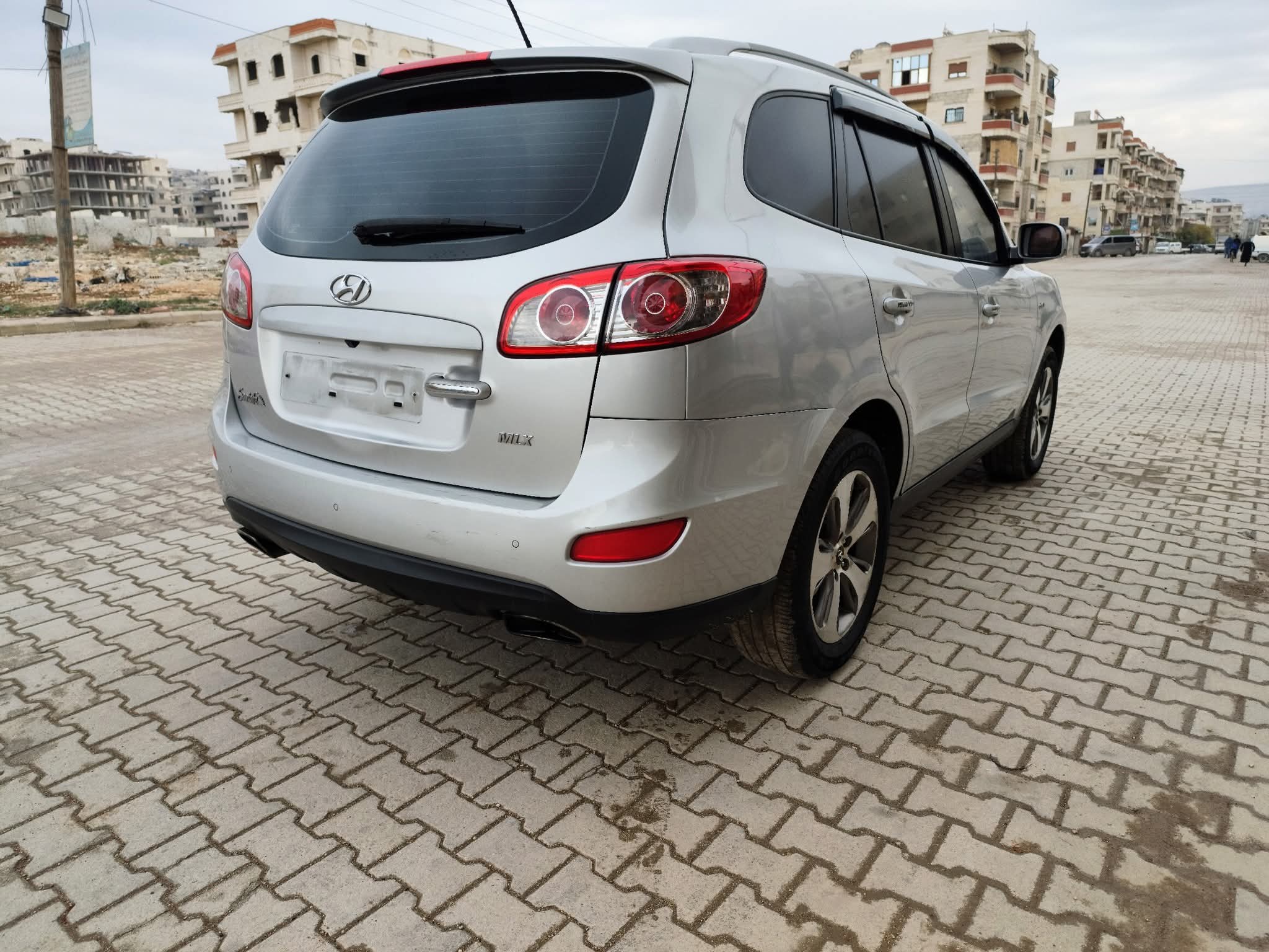 kilometrage car sale hyundai santa fe mlx suv used 2010 aleppo em image