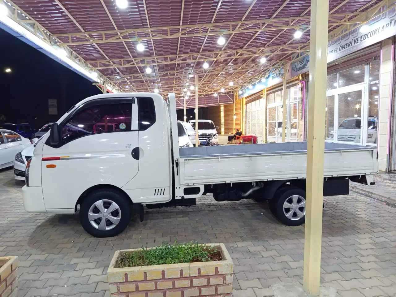 kilometrage car sale hyundai porter 2 crdi pickup used 2014 aleppo eg image