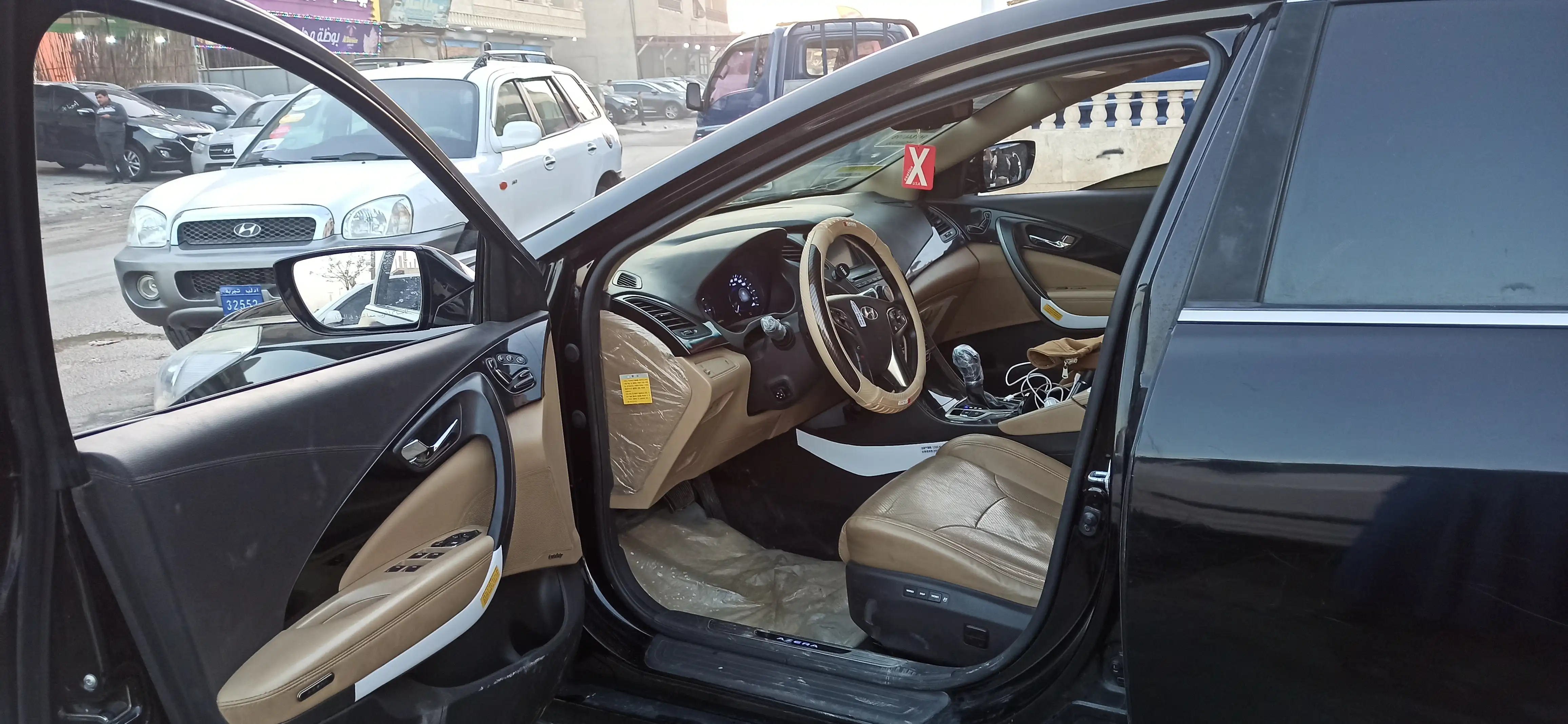 kilometrage car sale hyundai azera se sedan used 2011 rb image