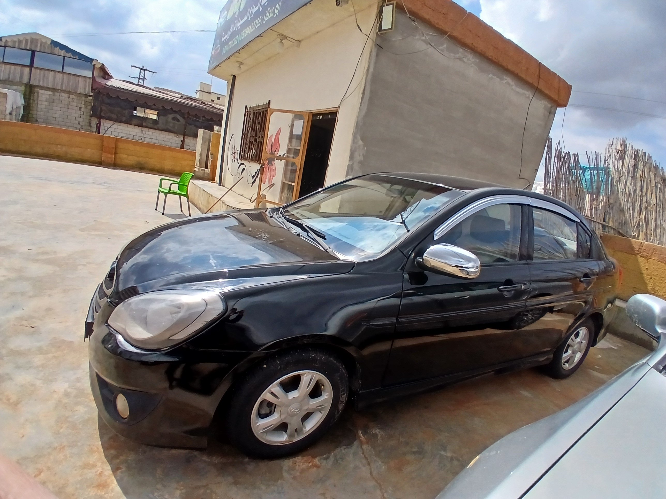 kilometrage car sale hyundai verna crdi sedan used 2010 aleppo rt image