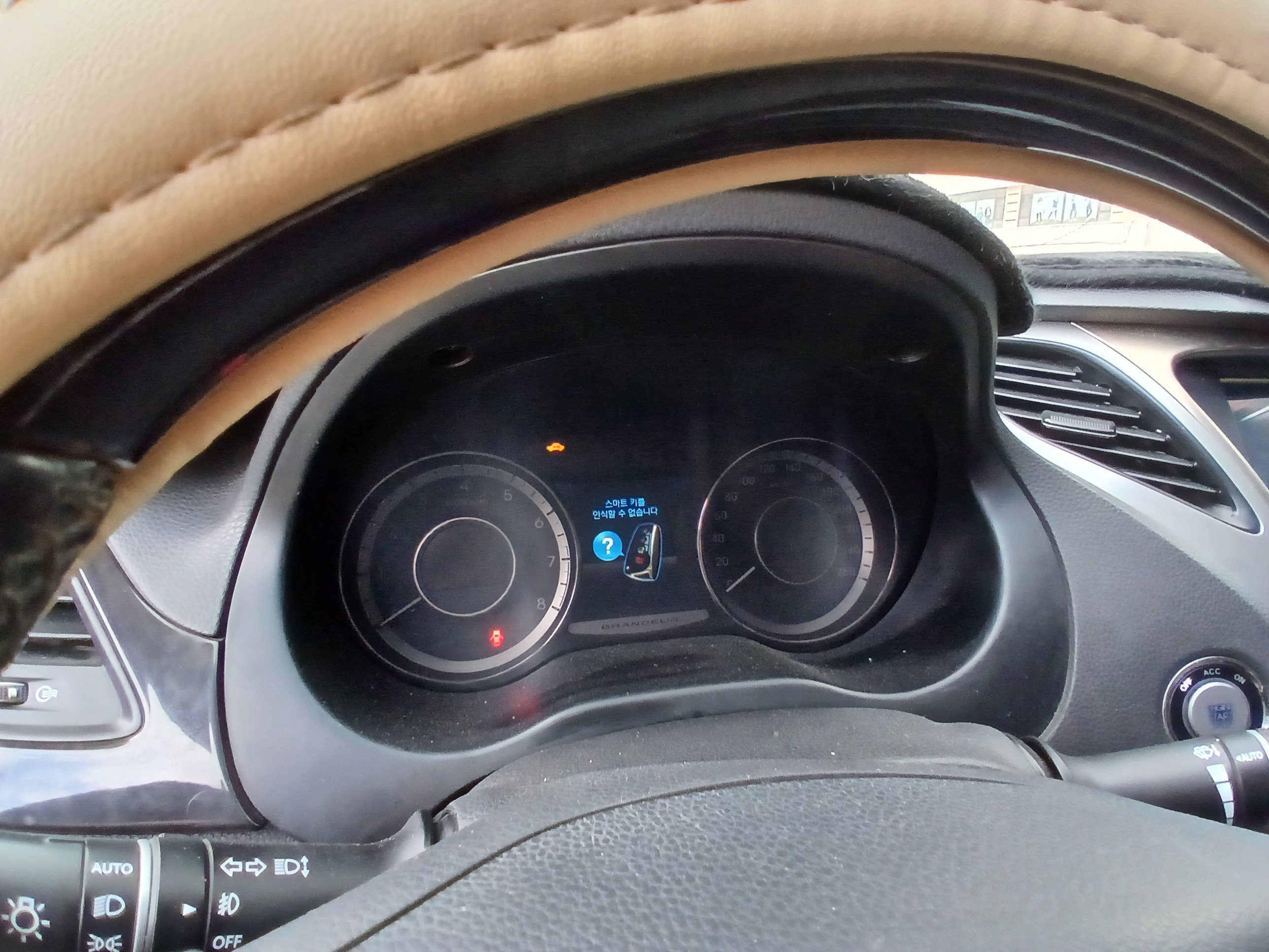 kilometrage car sale hyundai grandeur hg 300 sedan used 2012 aleppo hn image