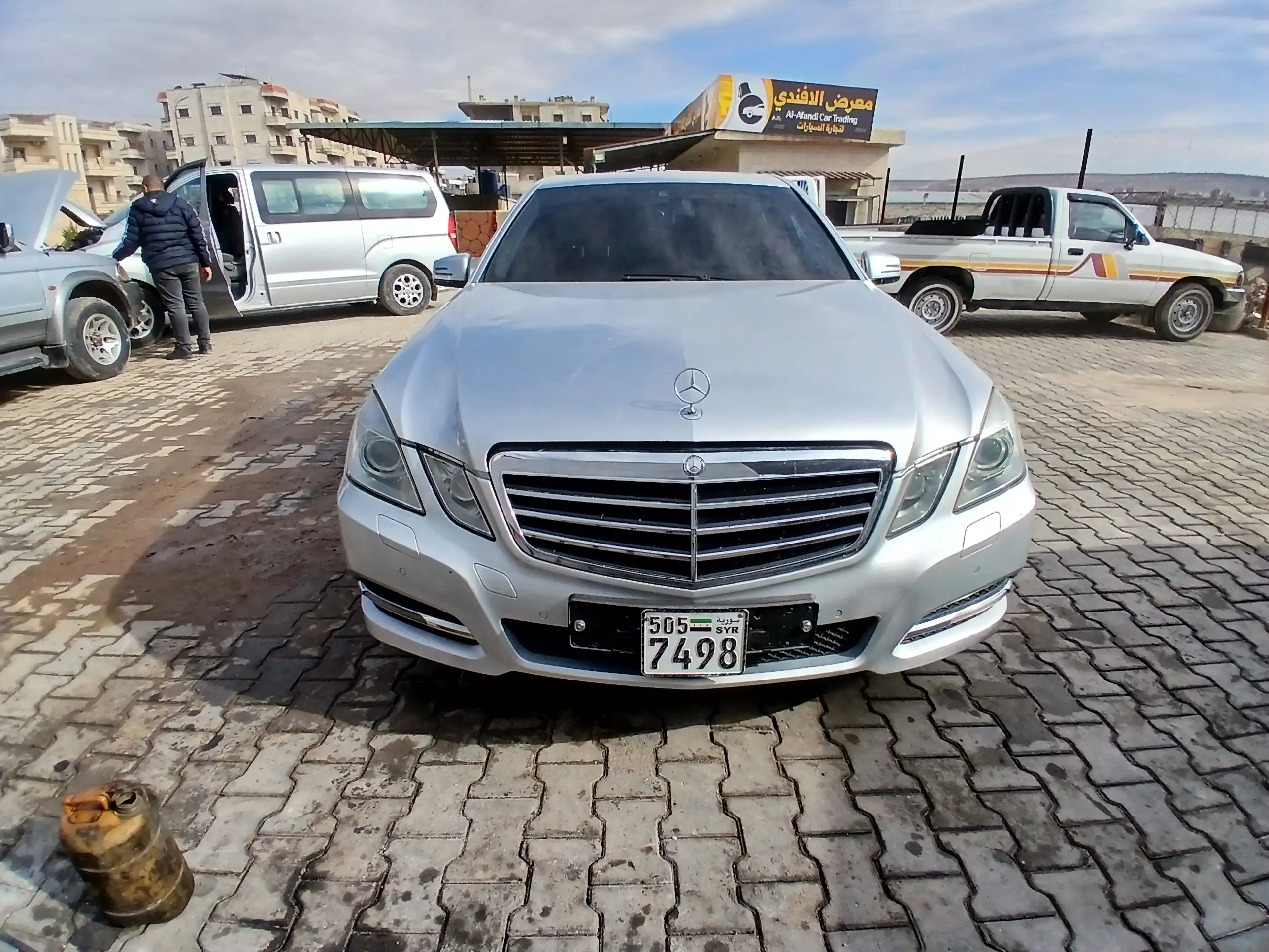 kilometrage car sale mercedes e class e 220 cdi sedan used 2012 aleppo sh image