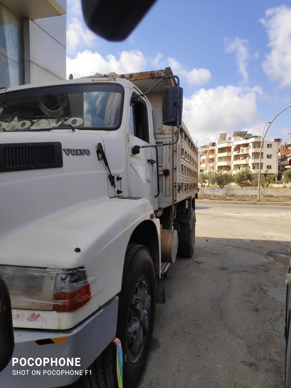 kilometrage truck volvo dump trucks used 1998 tartus ls image