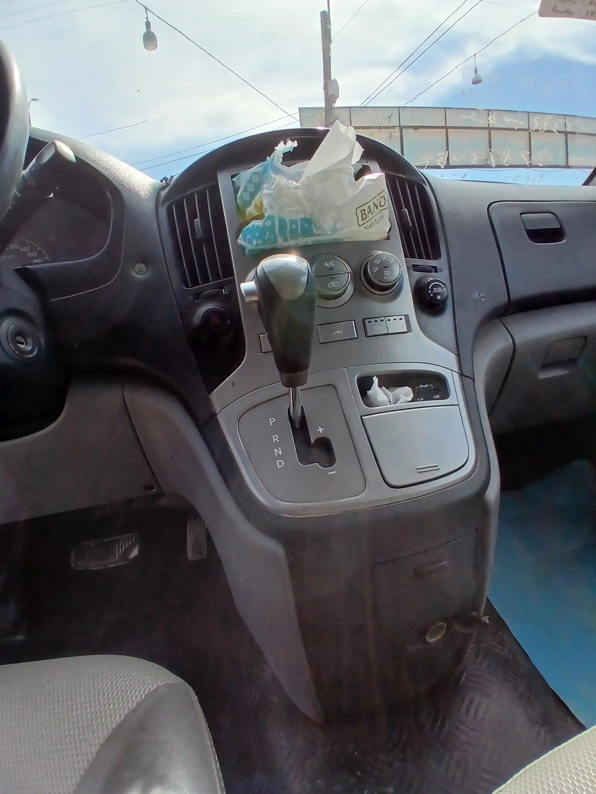 kilometrage car sale hyundai grand starex cvx van used 2012 aleppo jd image