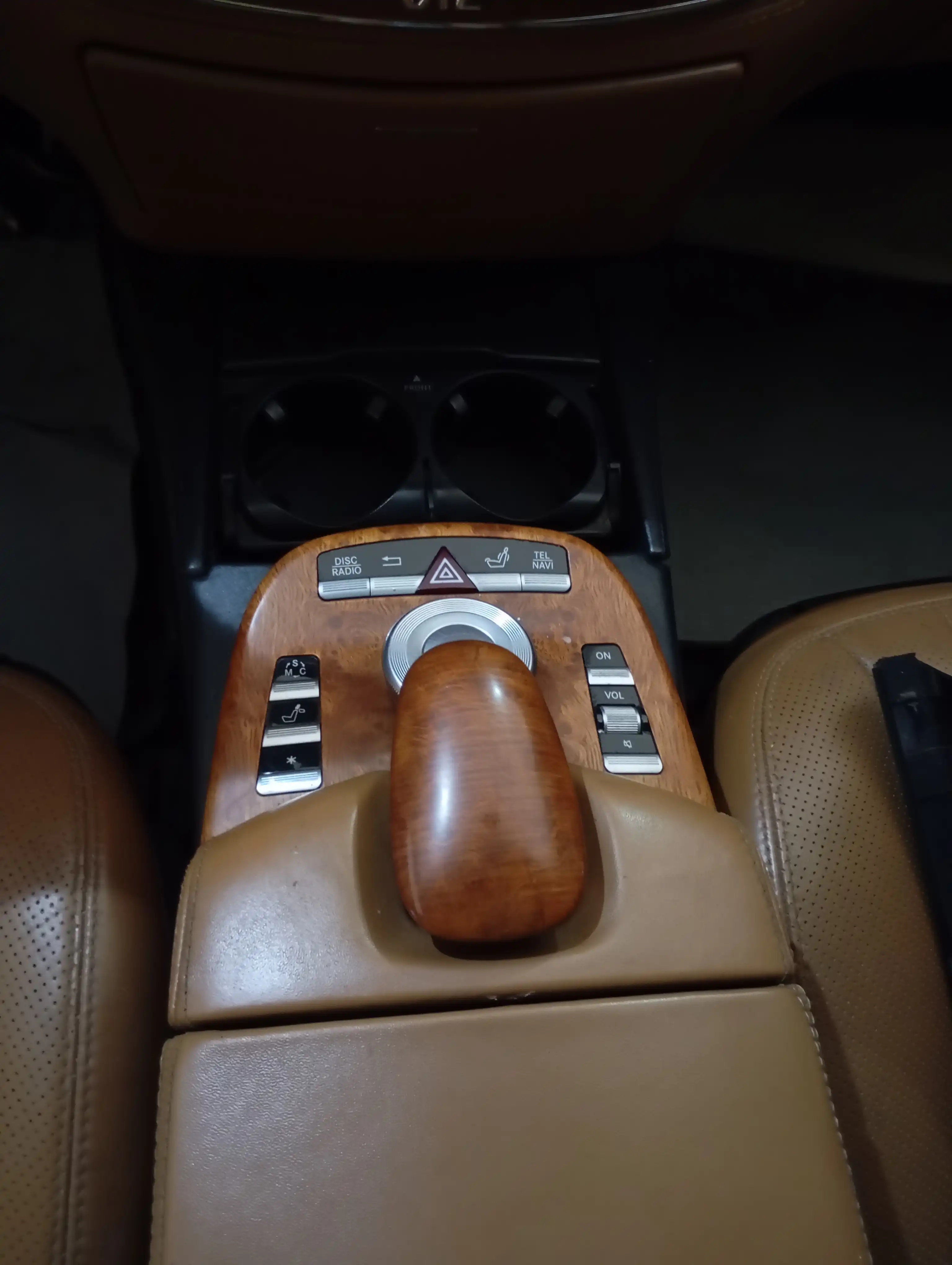 kilometrage car sale mercedes e class e 350 4matek sedan used 2007 aleppo zy image