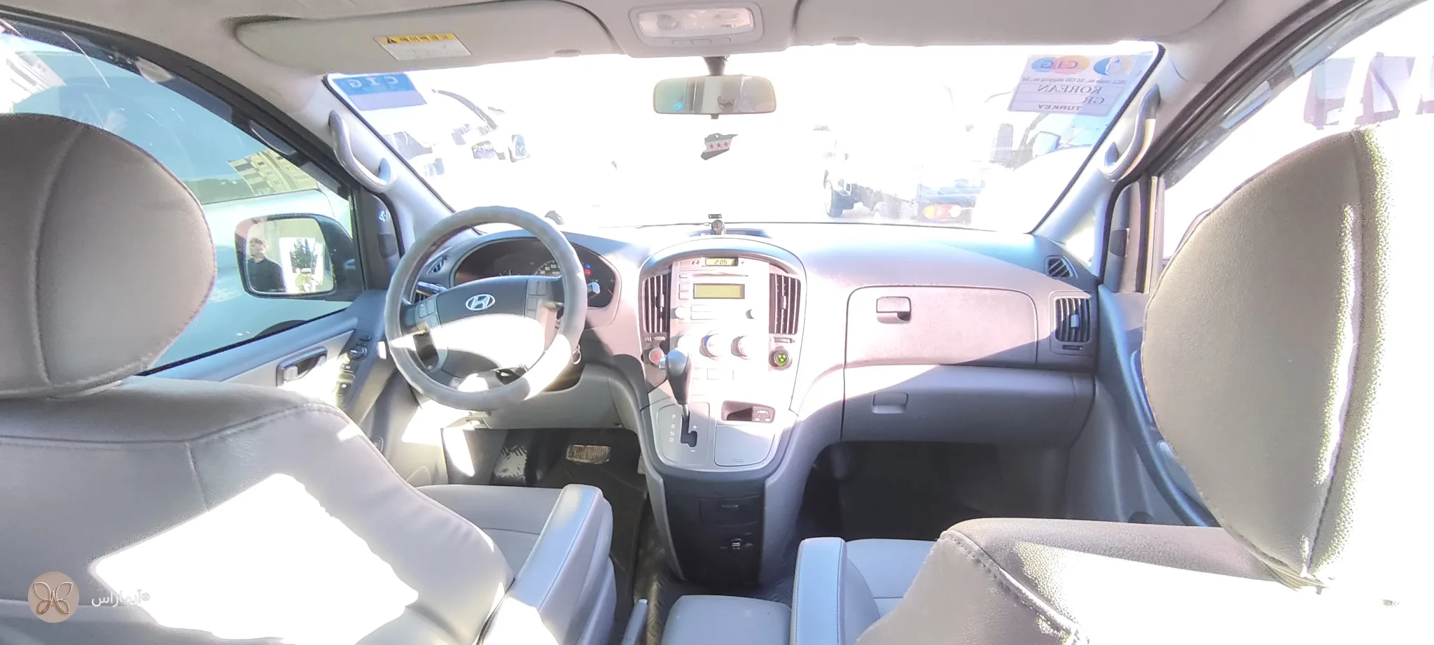 kilometrage car sale hyundai grand starex vgt van used 2012 aleppo vy image