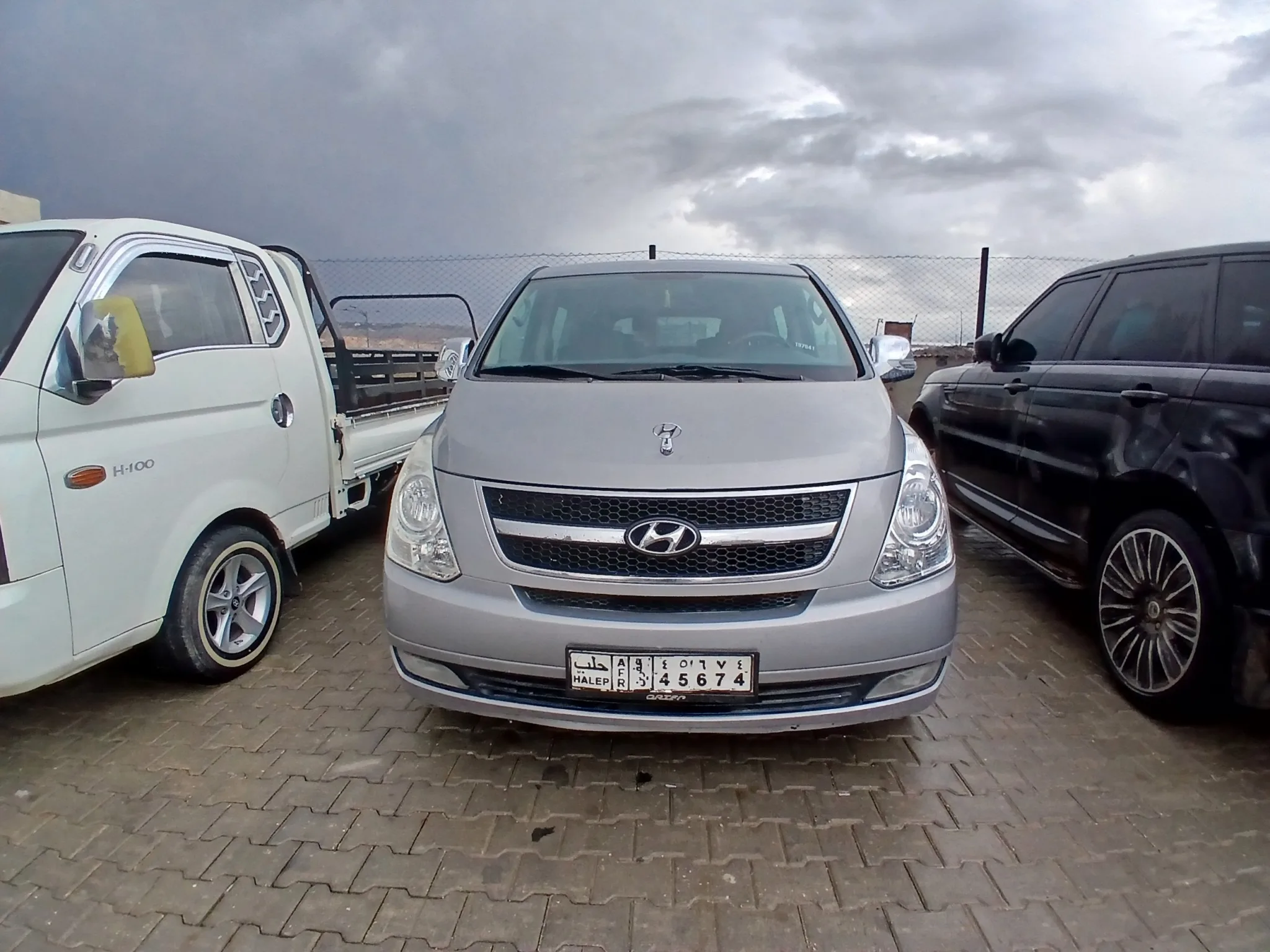 kilometrage car sale hyundai grand starex cvx van used 2011 aleppo cy image