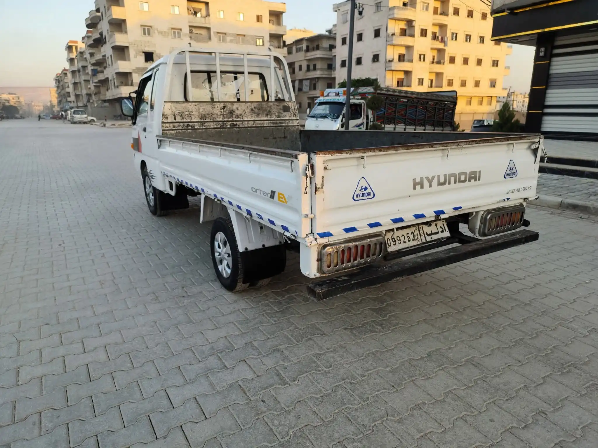 kilometrage car sale hyundai porter ii 2 standard cargo truck used 1998 aleppo kh image