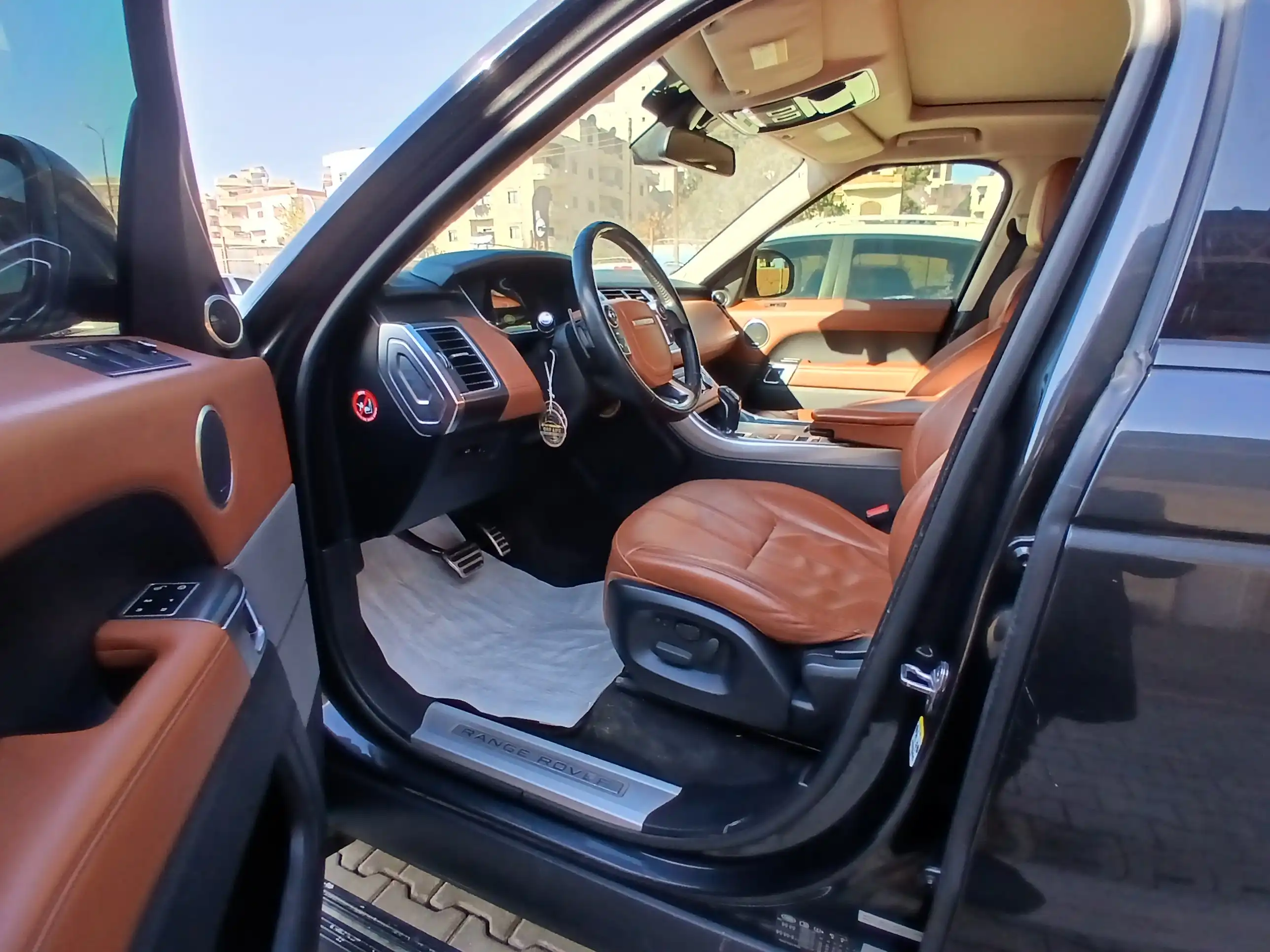 kilometrage car sale land rover range rover sport dynamic hse suv used 2014 aleppo rg image