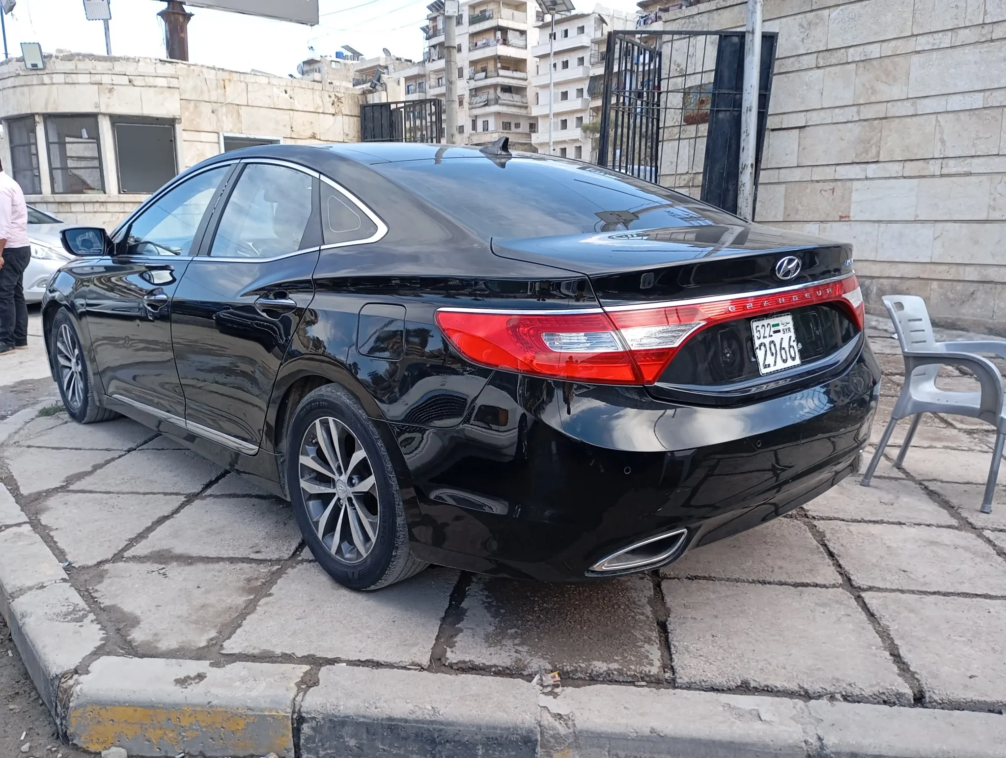 kilometrage car sale hyundai grandeur hg 300 suv used 2011 aleppo pl image