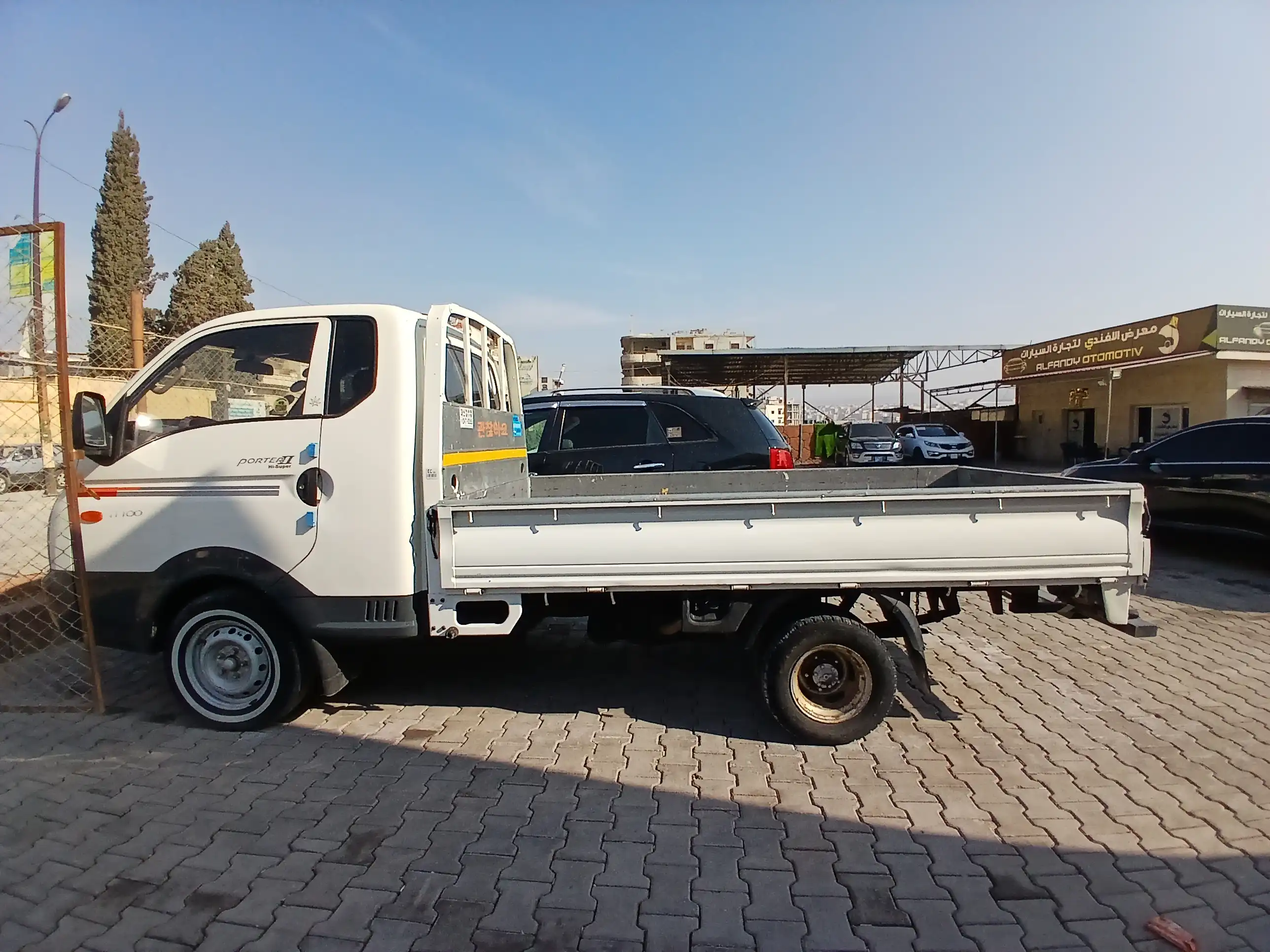 kilometrage car sale hyundai porter ii 2 standard cargo truck used 2011 aleppo hp image