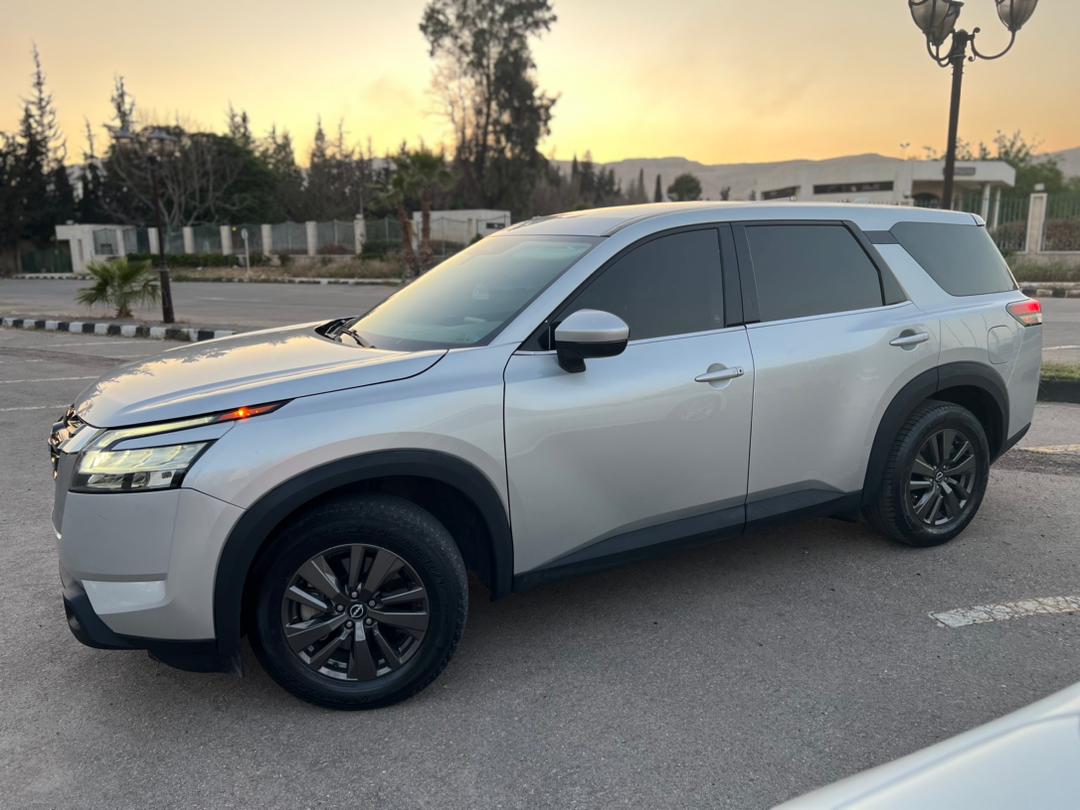 kilometrage car sale nissan pathfinder sv 4wd suv used 2022 damascus vp image