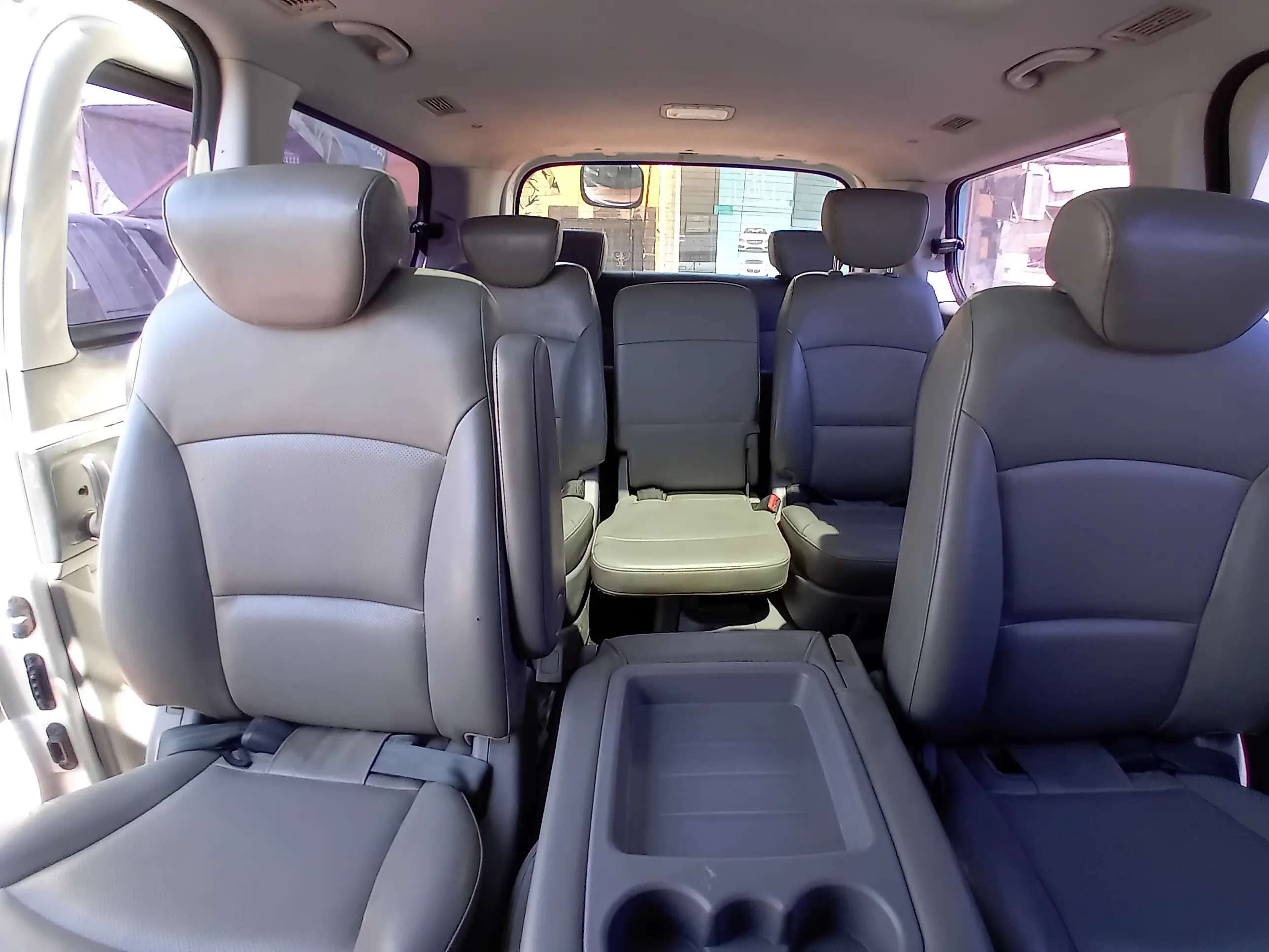kilometrage car sale hyundai grand starex cvx van used 2014 aleppo gj image