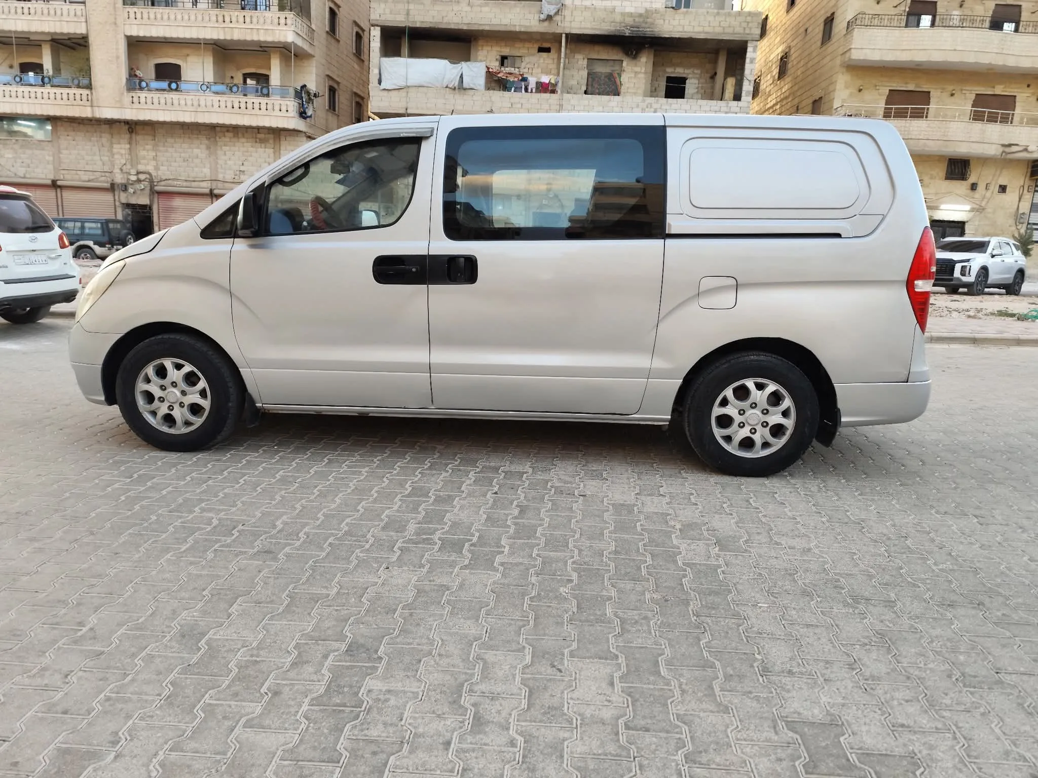 kilometrage car sale hyundai grand starex cvx van used 2008 aleppo yw image