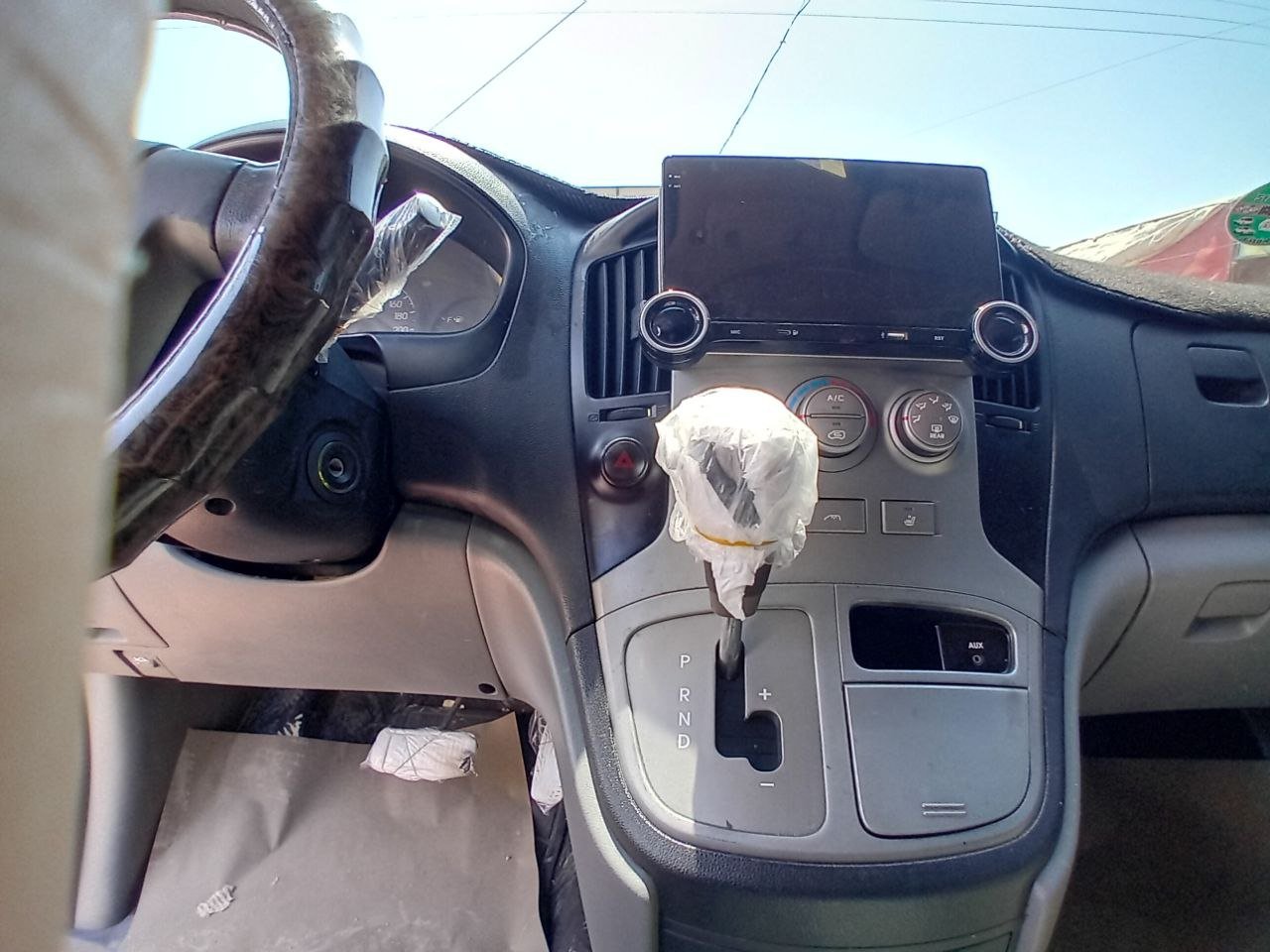 kilometrage car sale hyundai grand starex cvx van used 2010 aleppo fg image