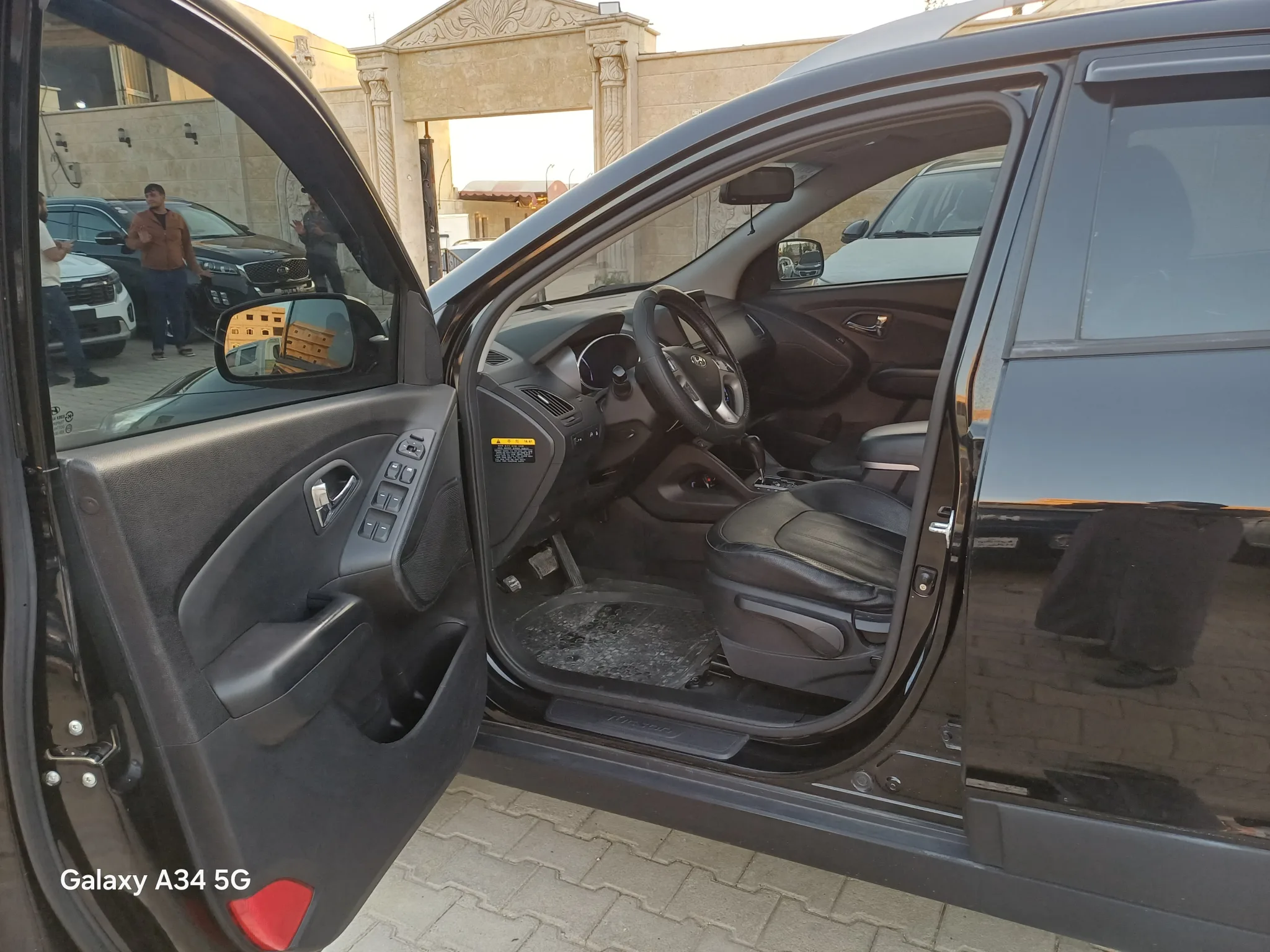 kilometrage car sale hyundai veloster gdi suv used 2013 aleppo eo image