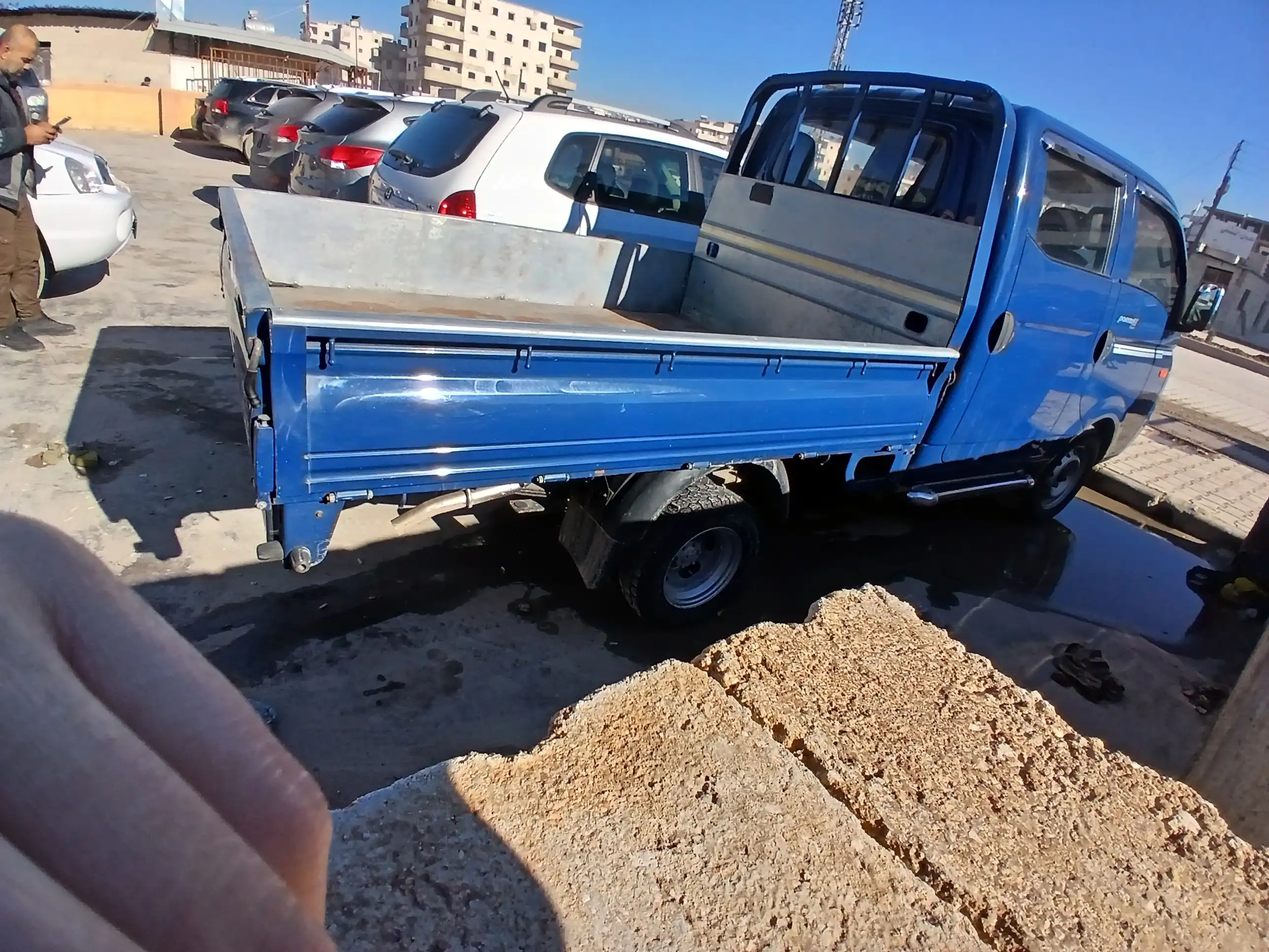 kilometrage car sale hyundai porter ii 2 crdi cargo truck used 2009 aleppo nn image