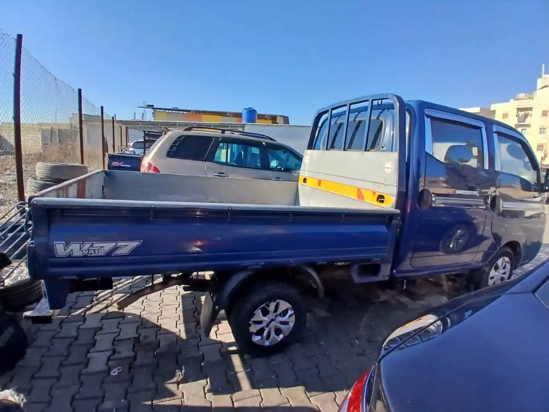 kilometrage car sale hyundai porter ii 2 crdi cargo truck used 2011 aleppo mz image