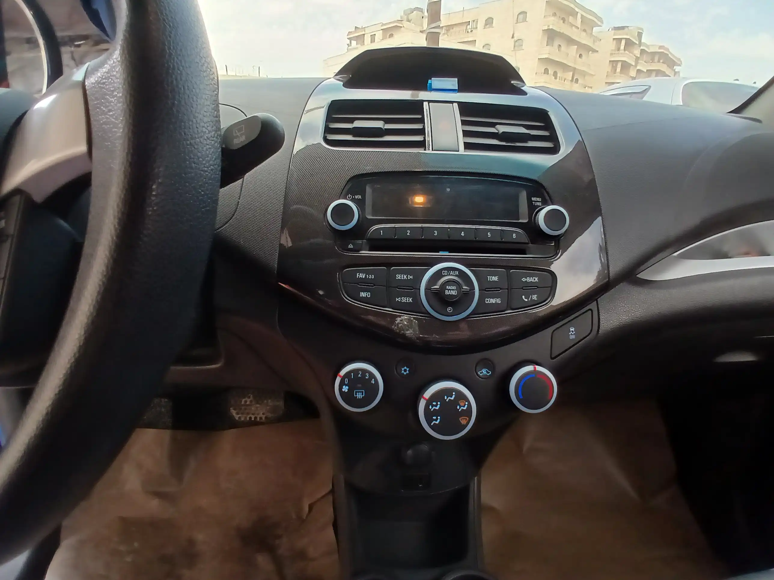 kilometrage car sale chevrolet trax lt hatchback used 2015 aleppo xq image