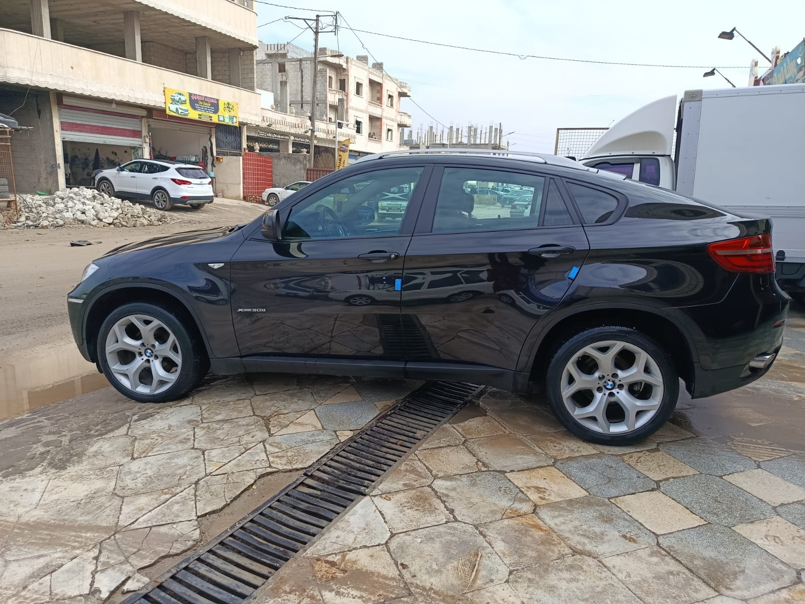 kilometrage car sale bmw x6 standard pjoojnc used 2014 aleppo uc image